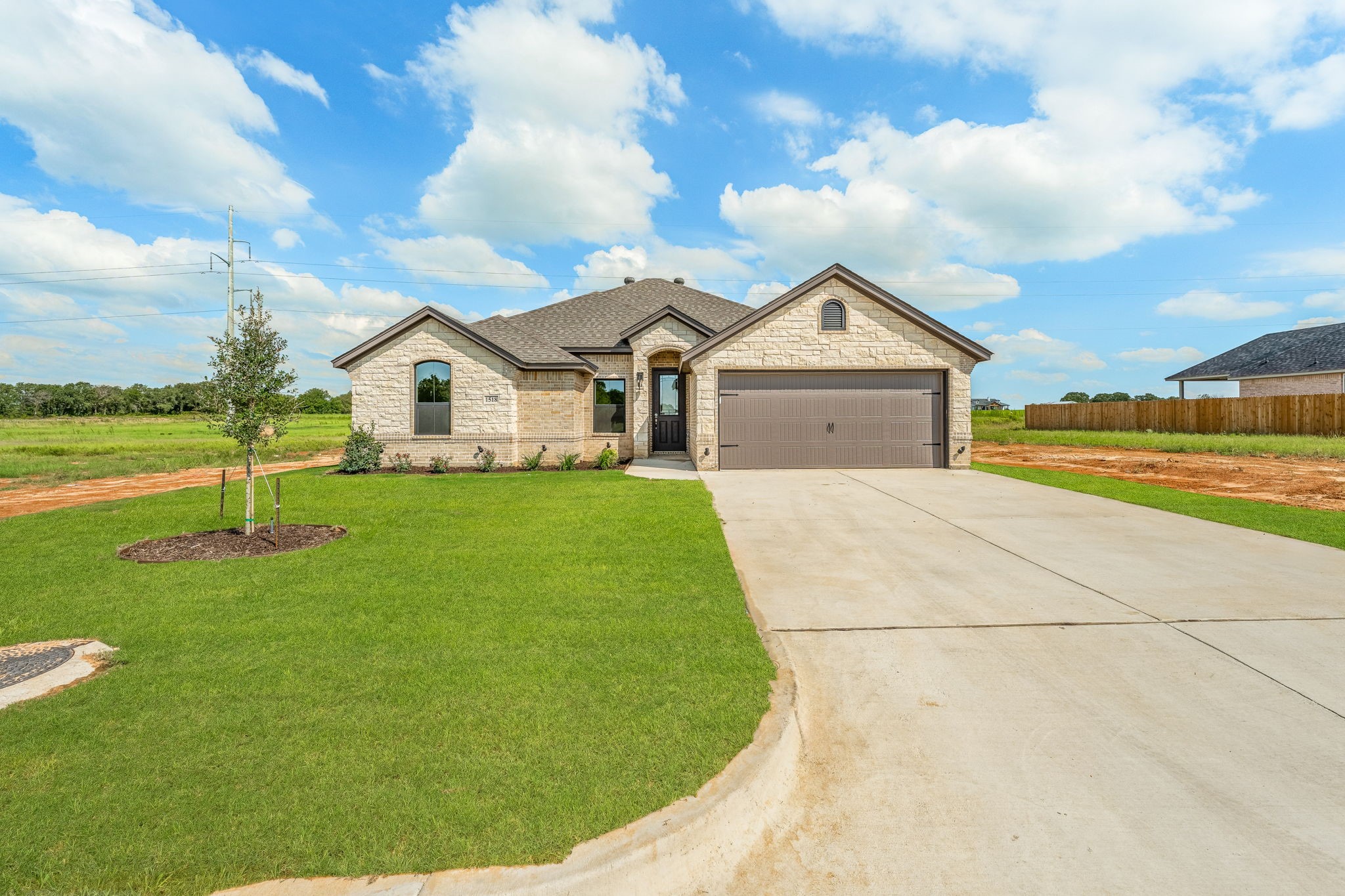 1518 Oleander Drive