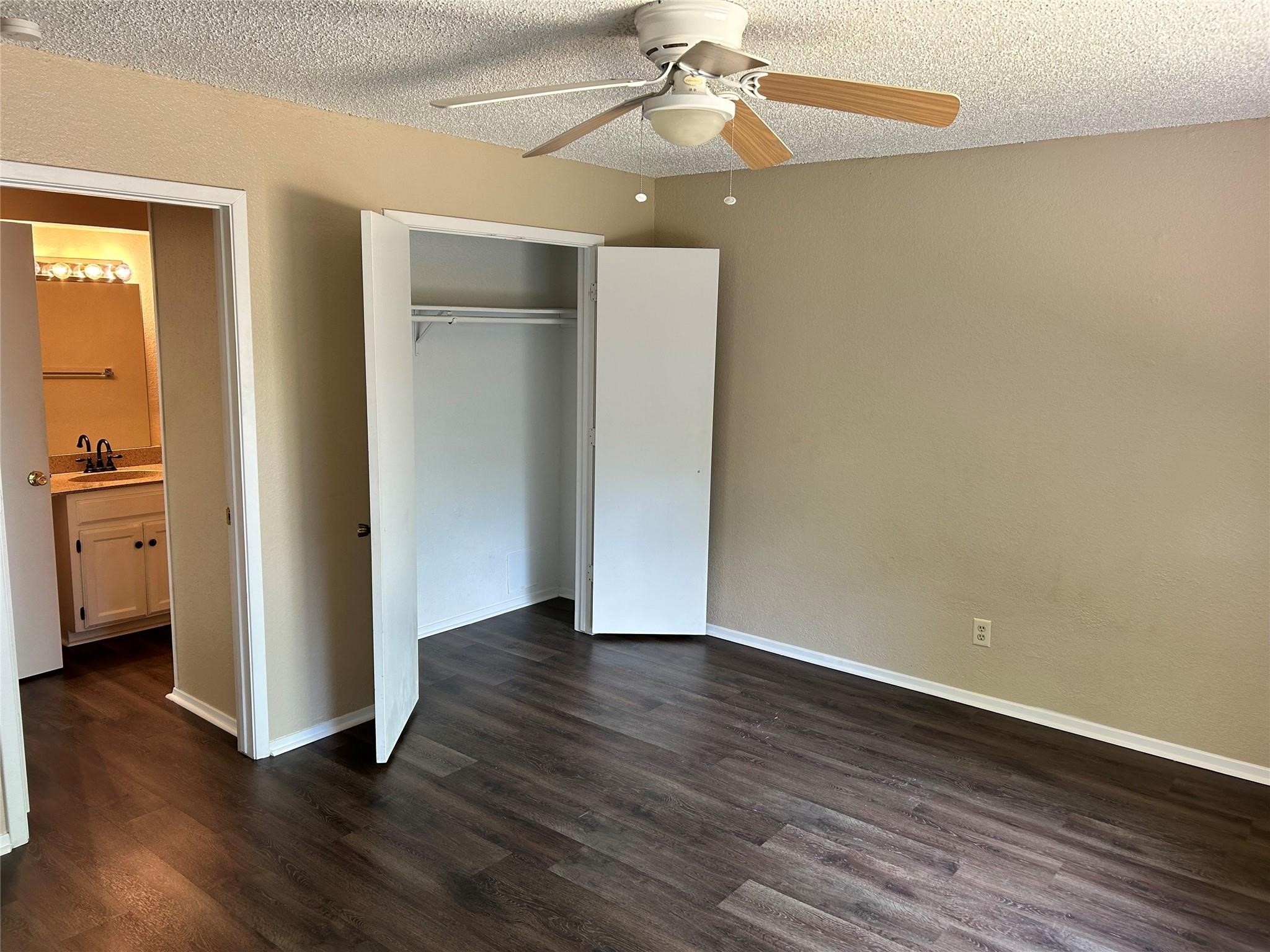 433 S Las Vegas Trail