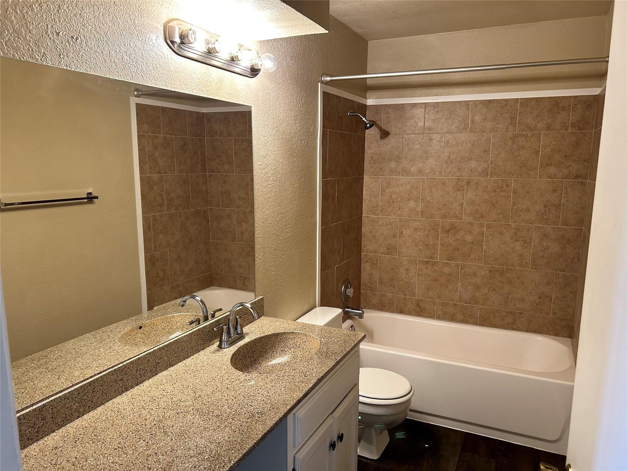 433 S Las Vegas Trail