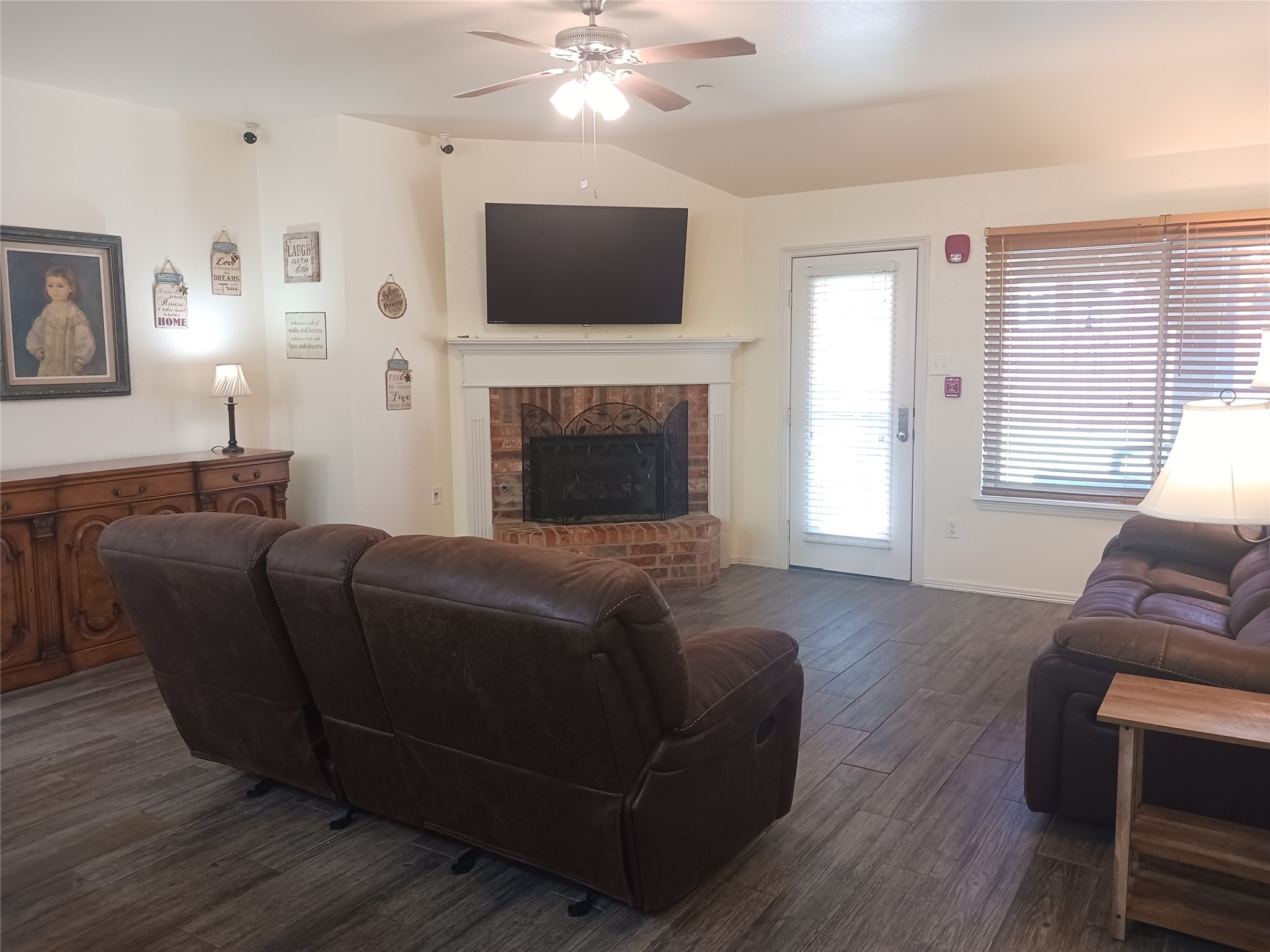 116 Roberts Drive