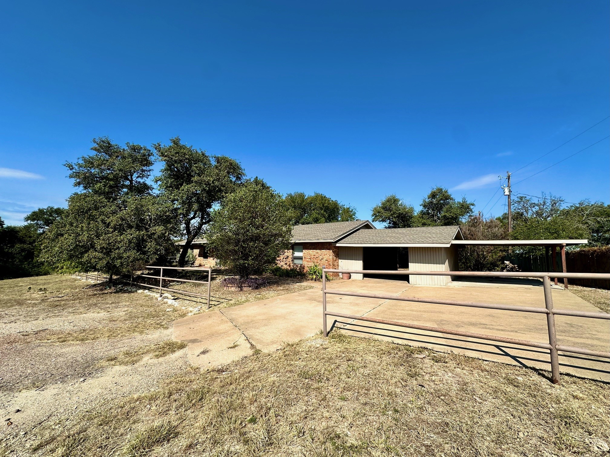 4742 Peak Road