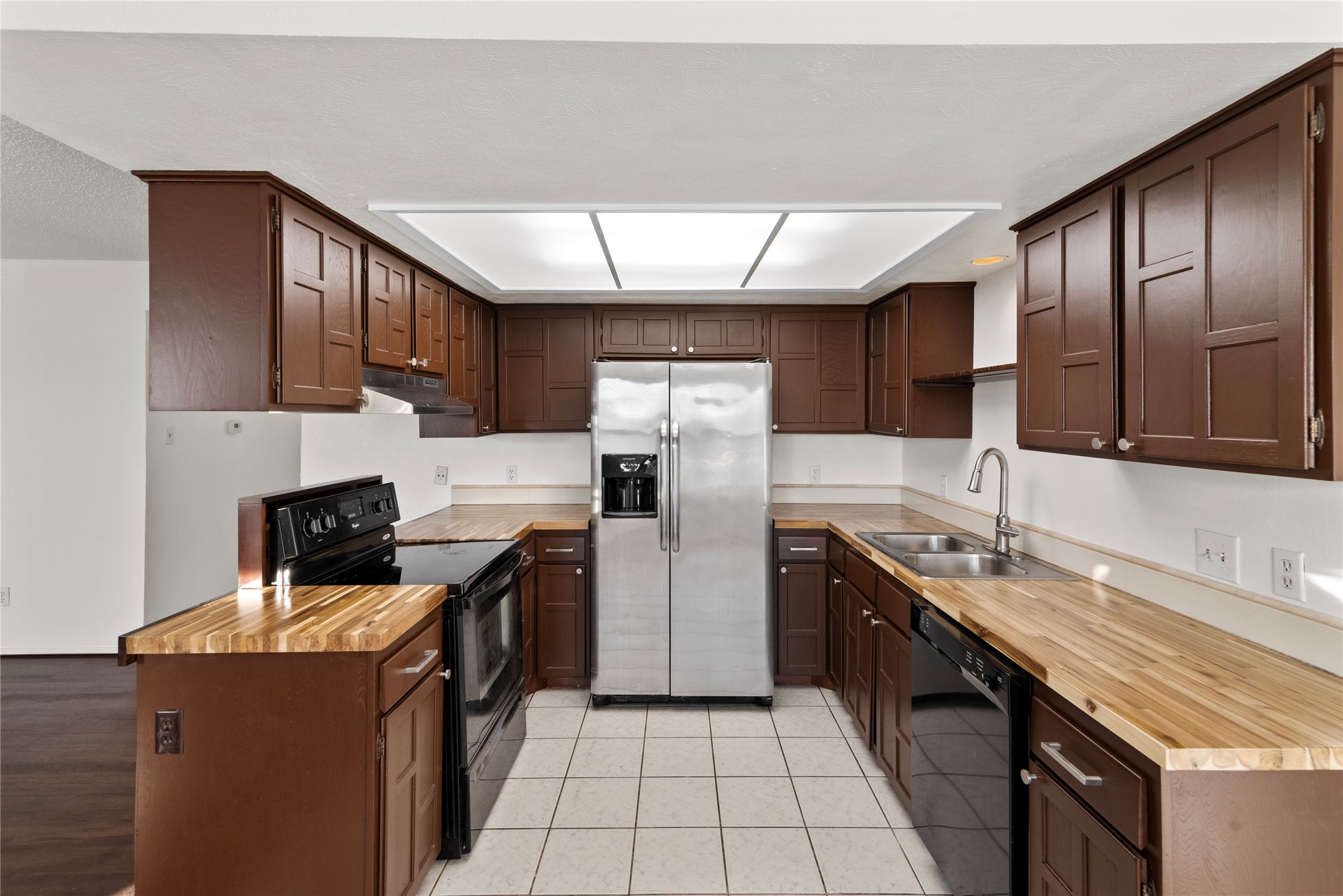3408 Leatherleaf Lane