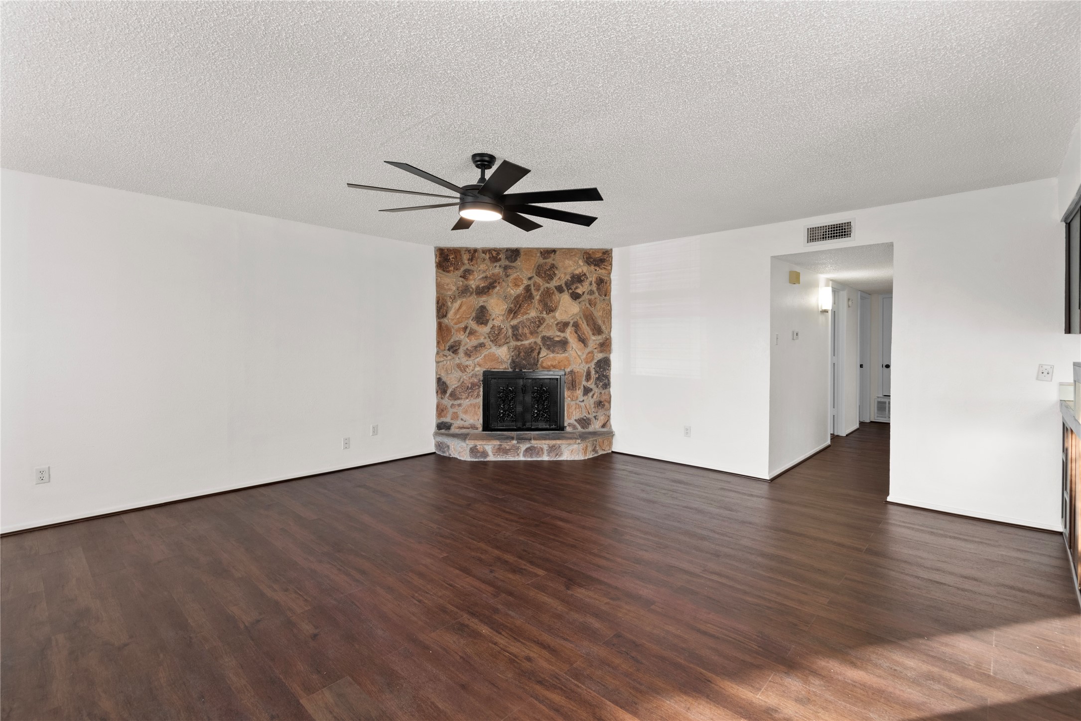 3408 Leatherleaf Lane