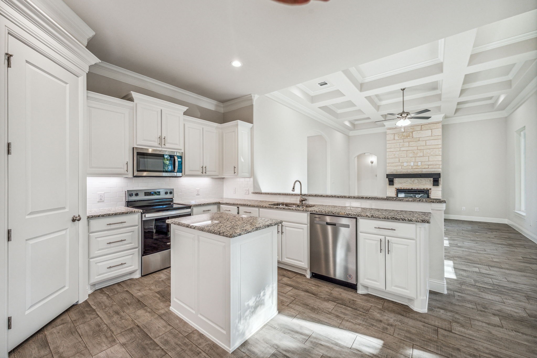 523 Calla Lily Way