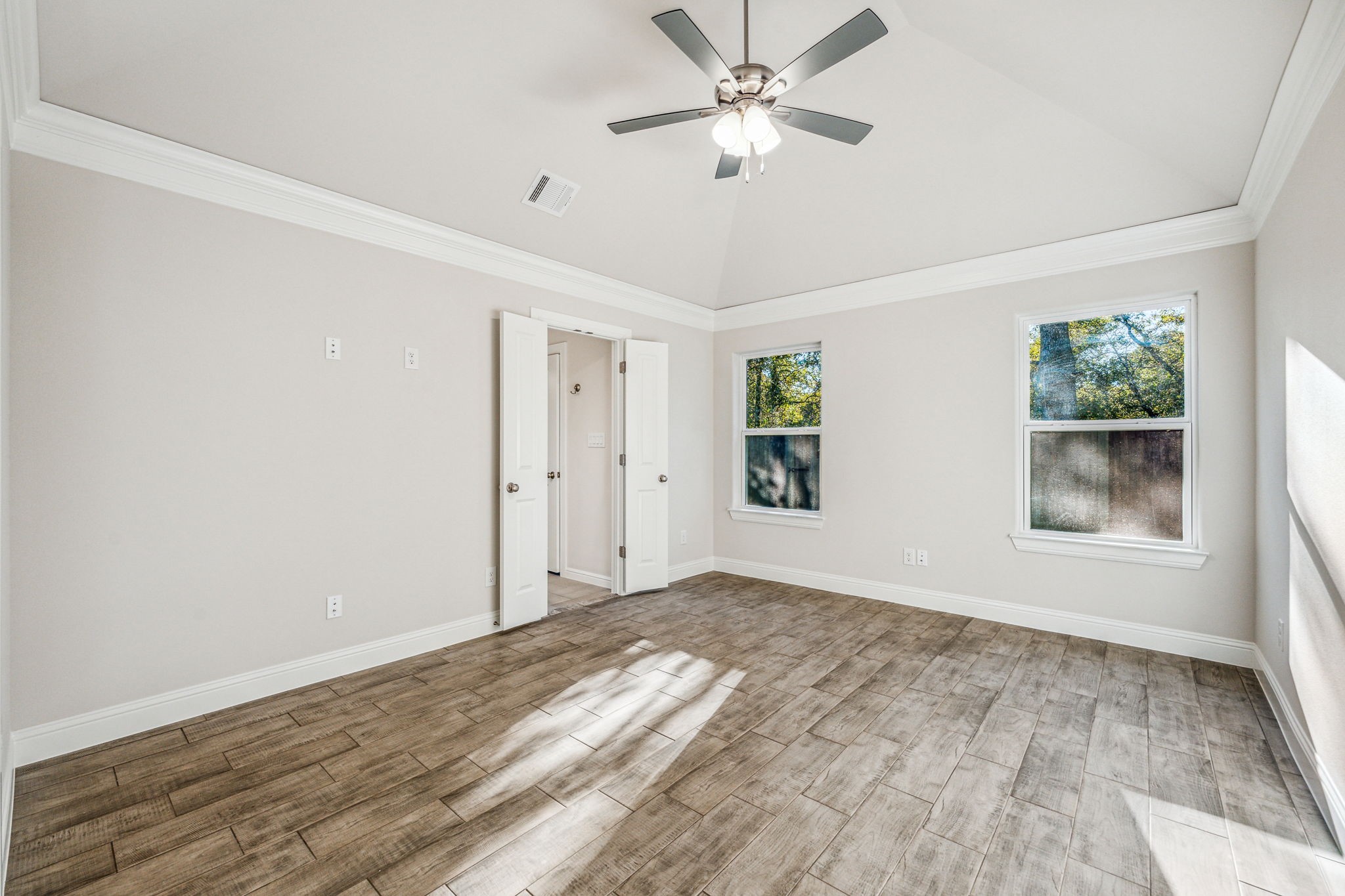 523 Calla Lily Way