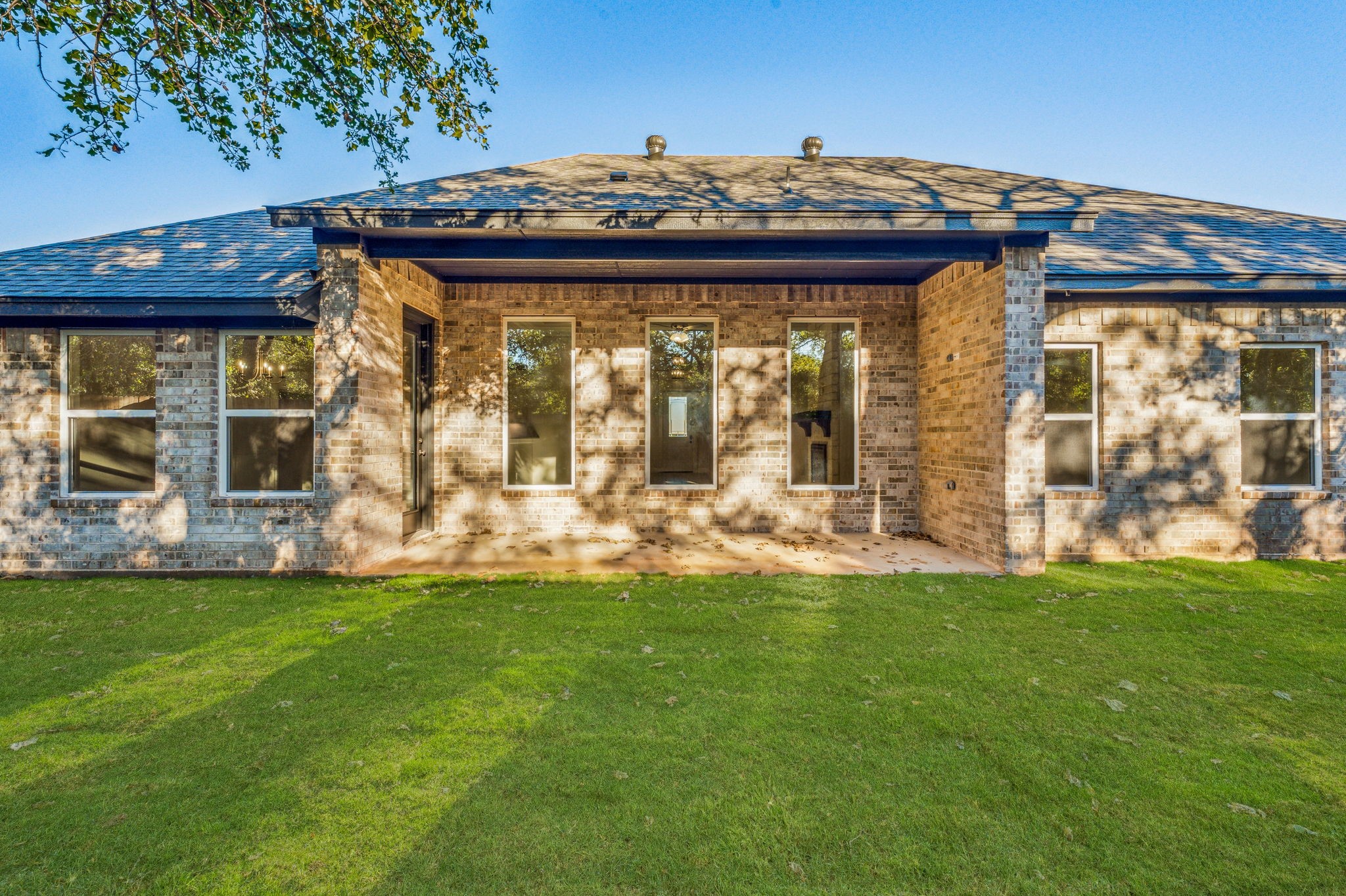 523 Calla Lily Way