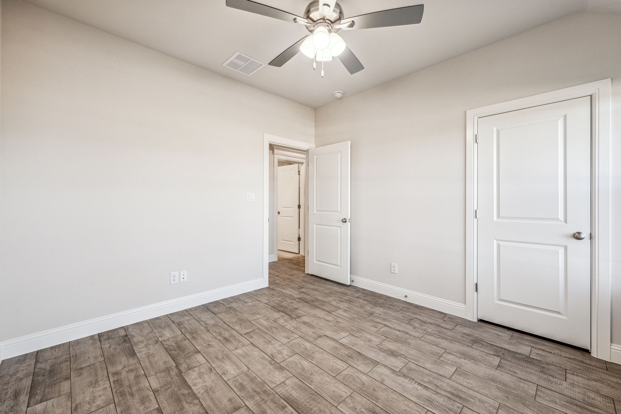 523 Calla Lily Way