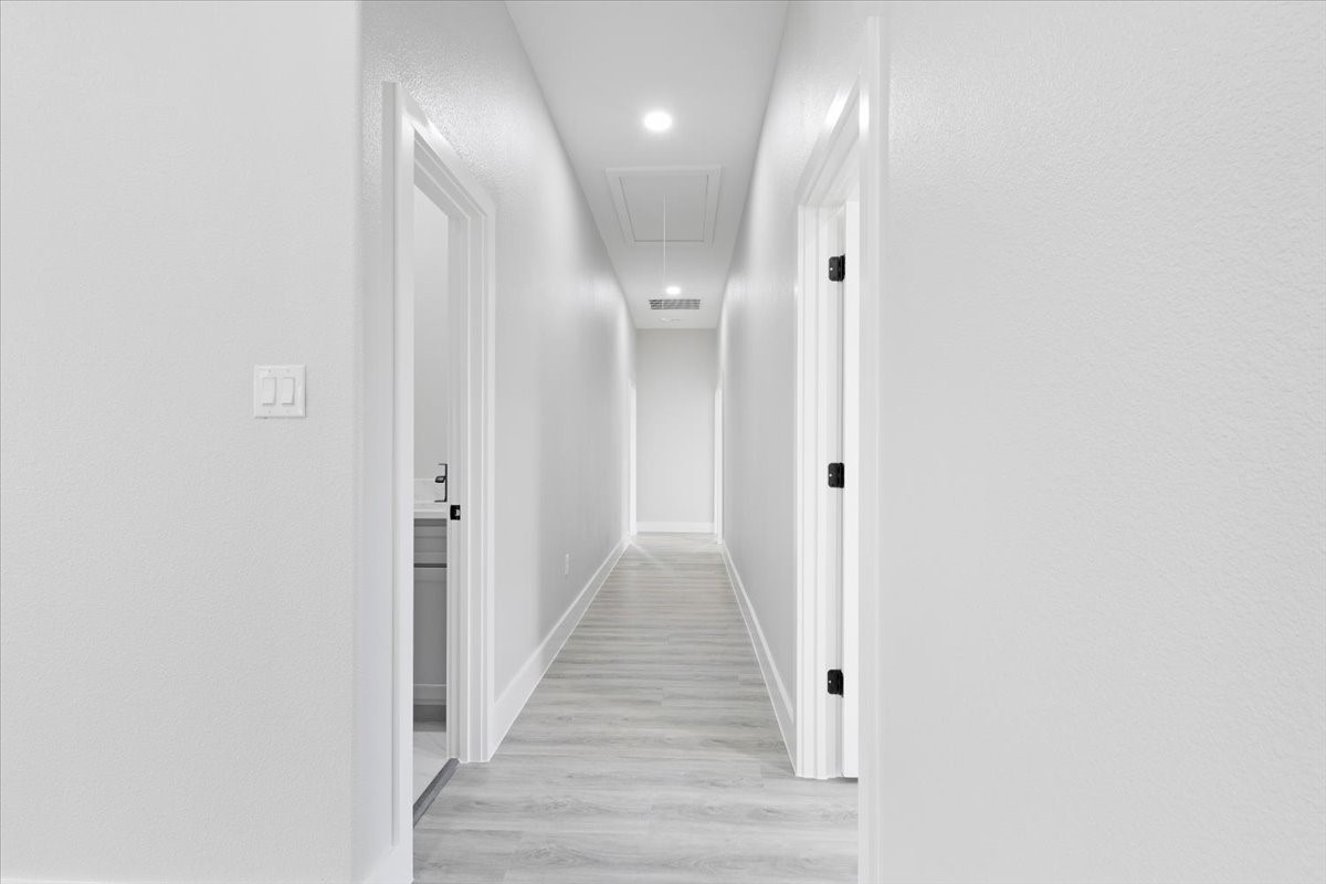 5625 Shady Crest Trail