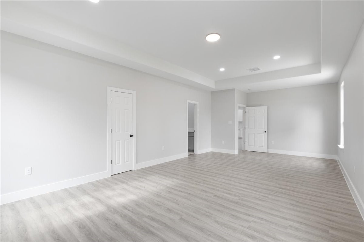 5625 Shady Crest Trail