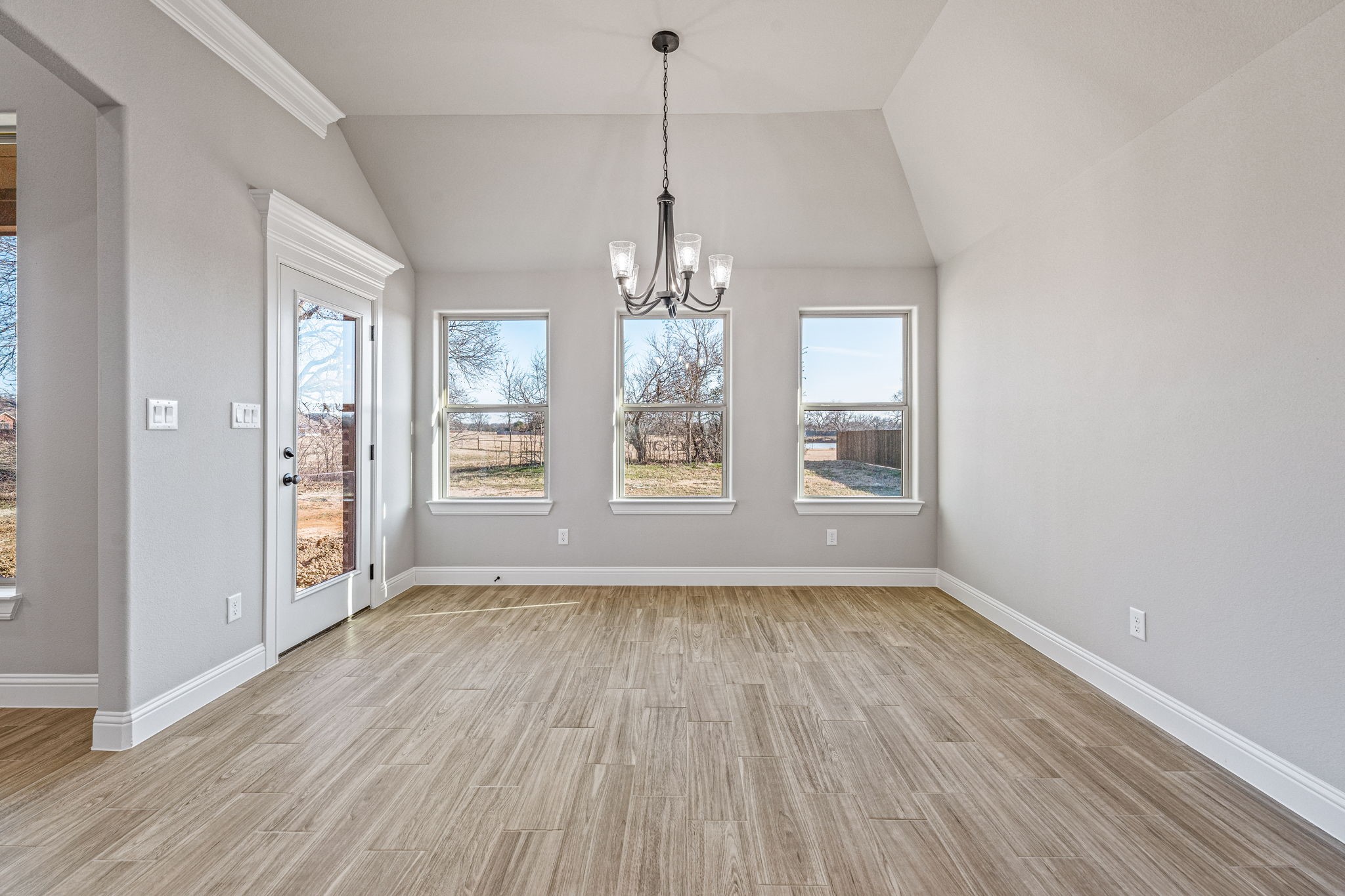 560 Walking Horse Drive