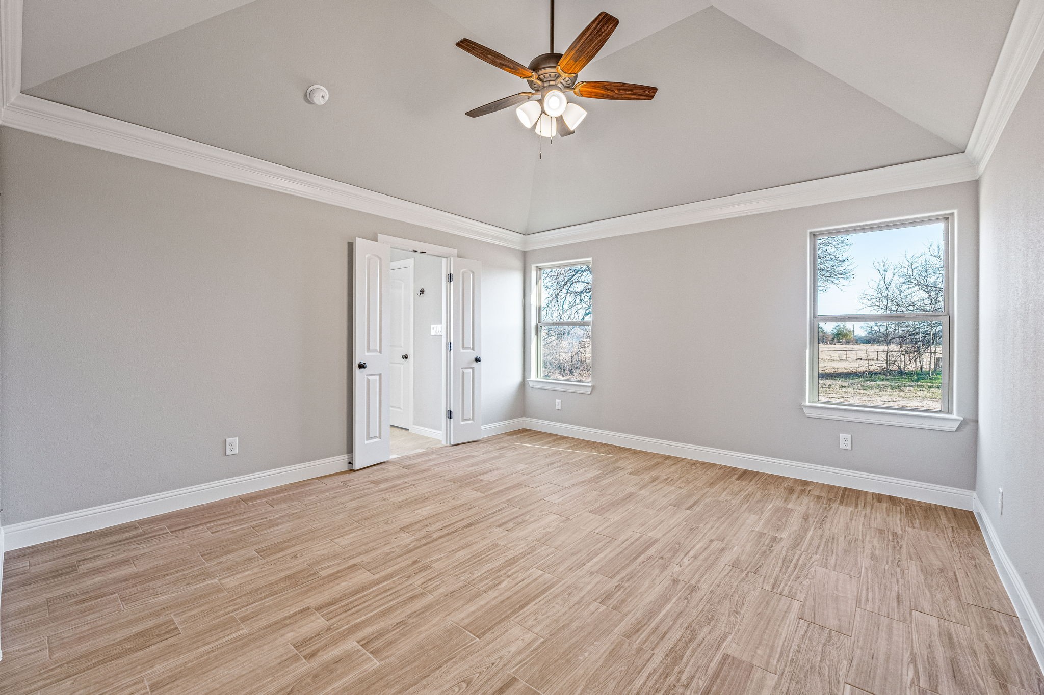 560 Walking Horse Drive