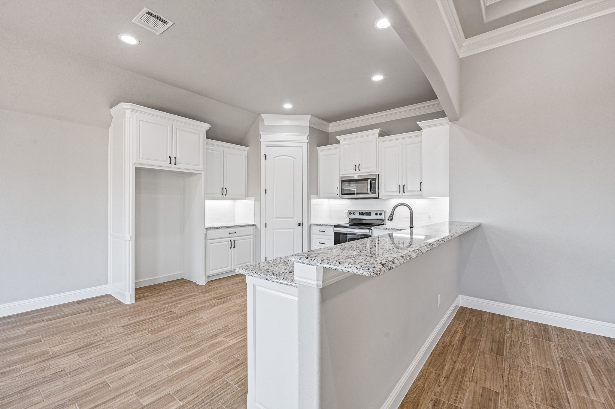 560 Walking Horse Drive