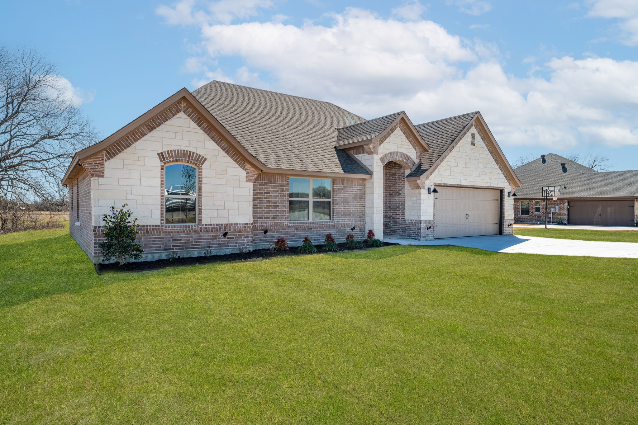 560 Walking Horse Drive