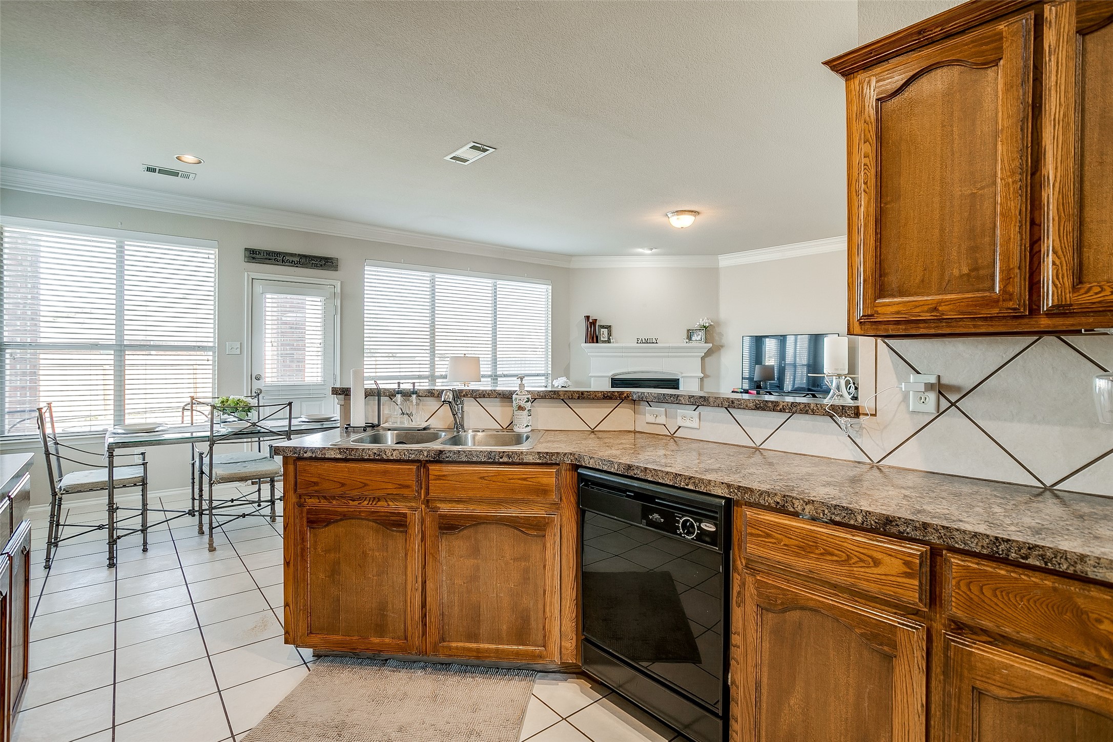 1228 Glenhaven Court