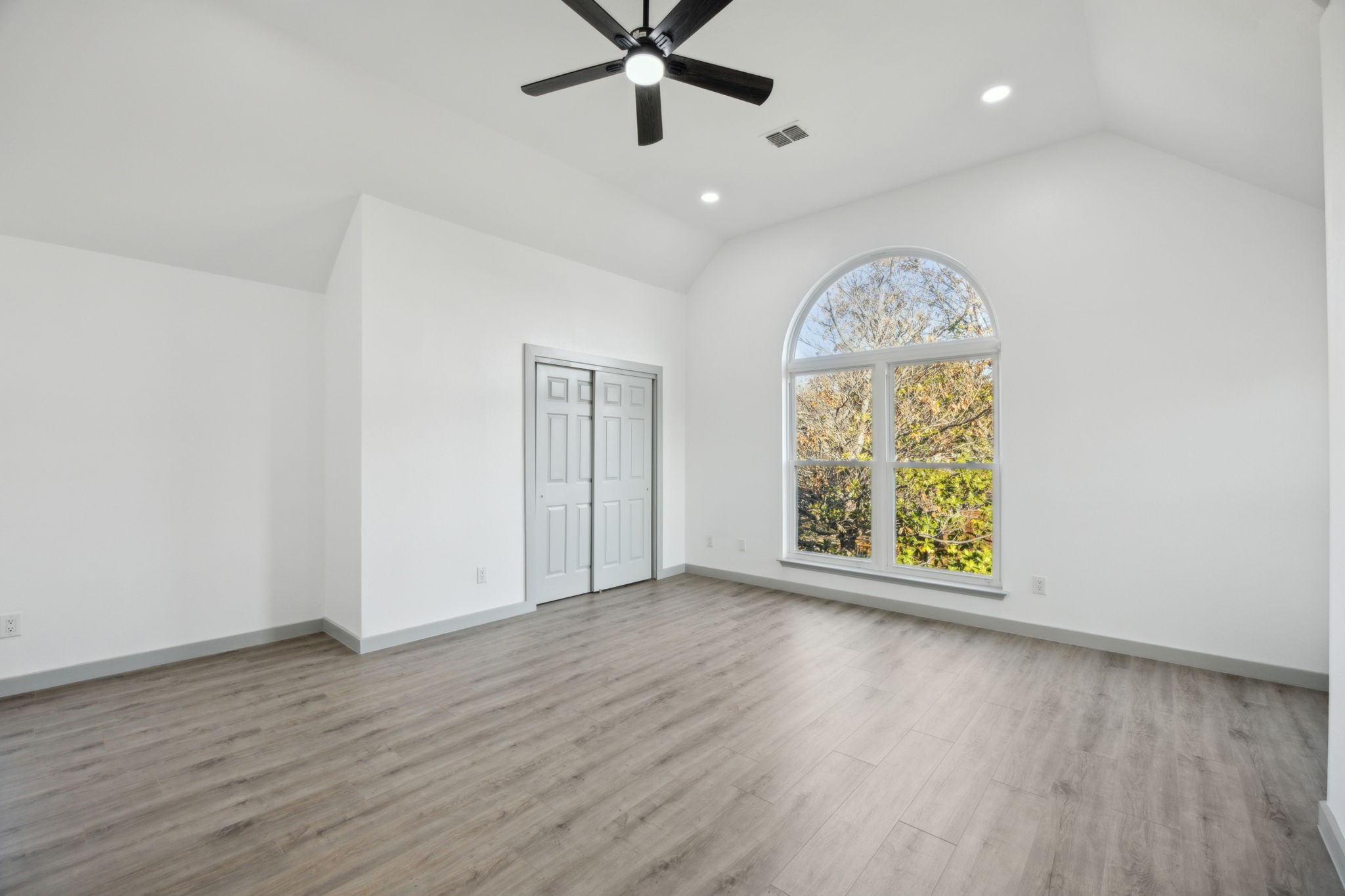 1222 Newberry Drive