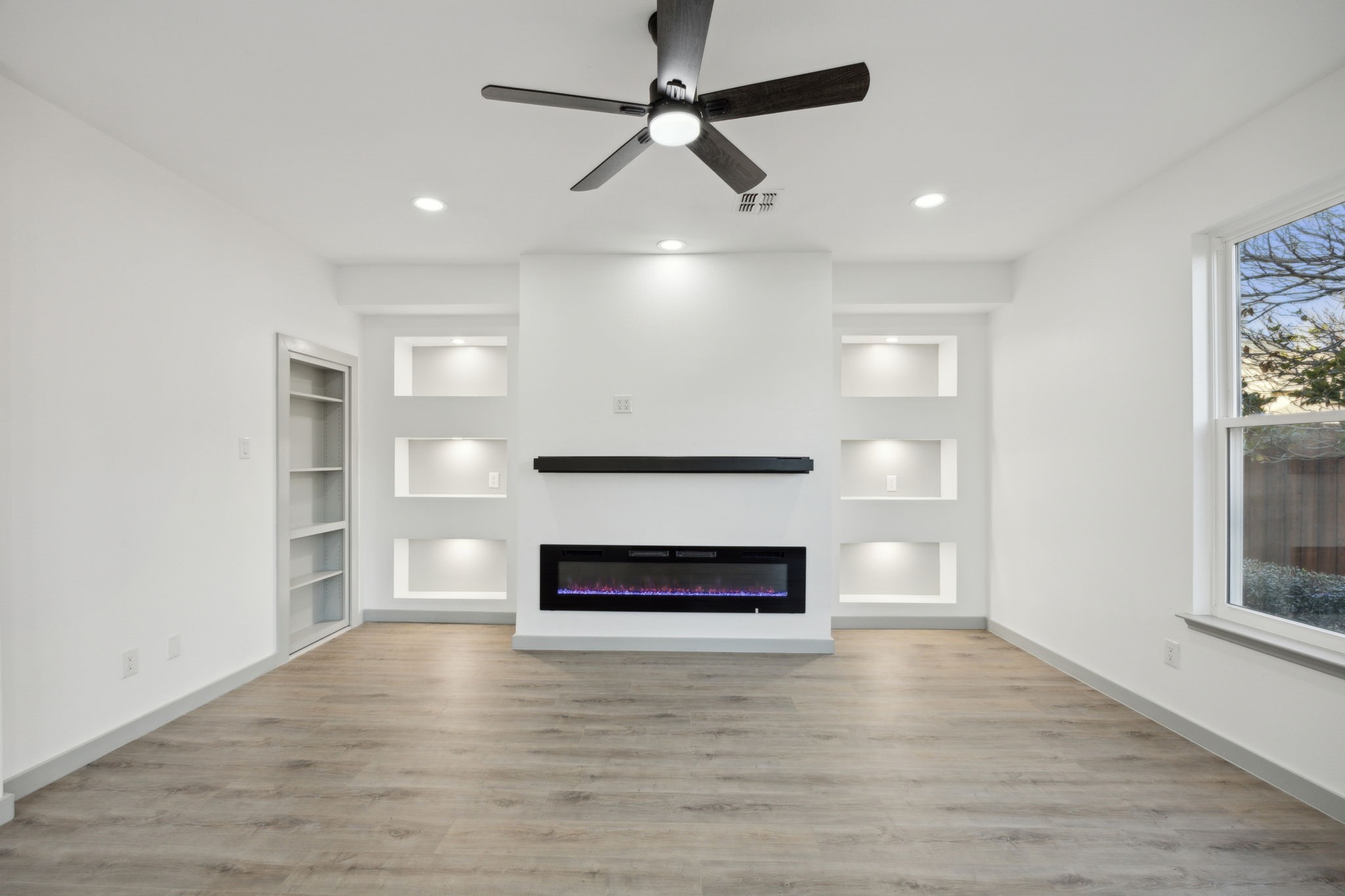 1222 Newberry Drive