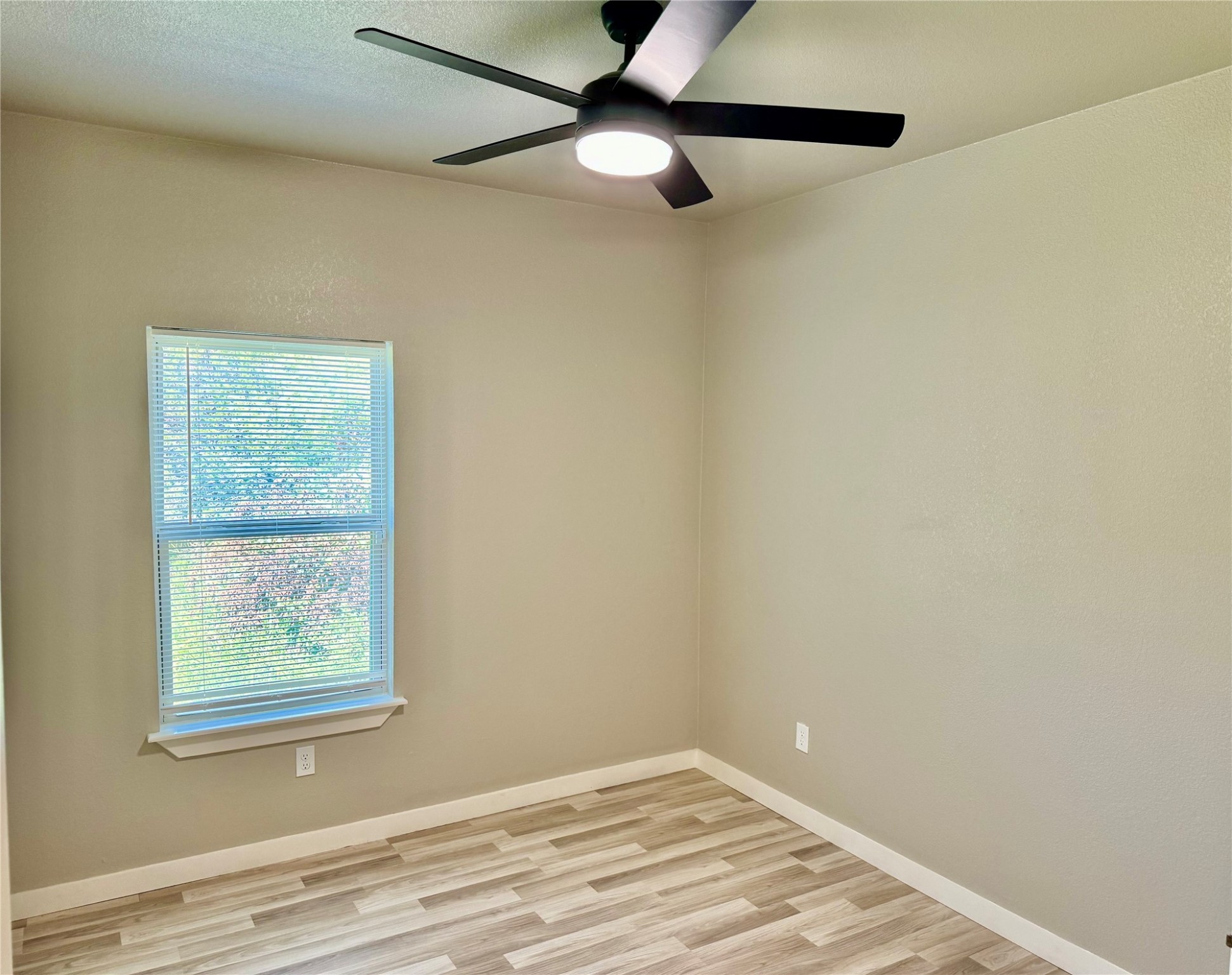 819 Arkansas River Drive