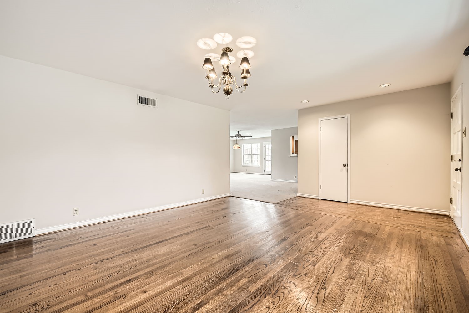 8419 Sweetwater Drive