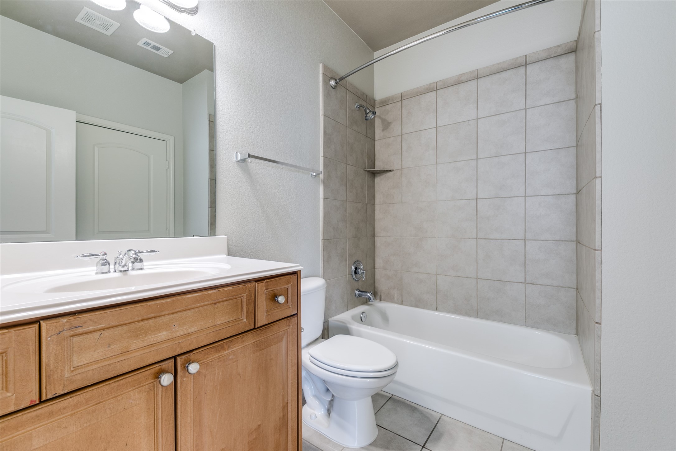 6653 Federal Hall Street