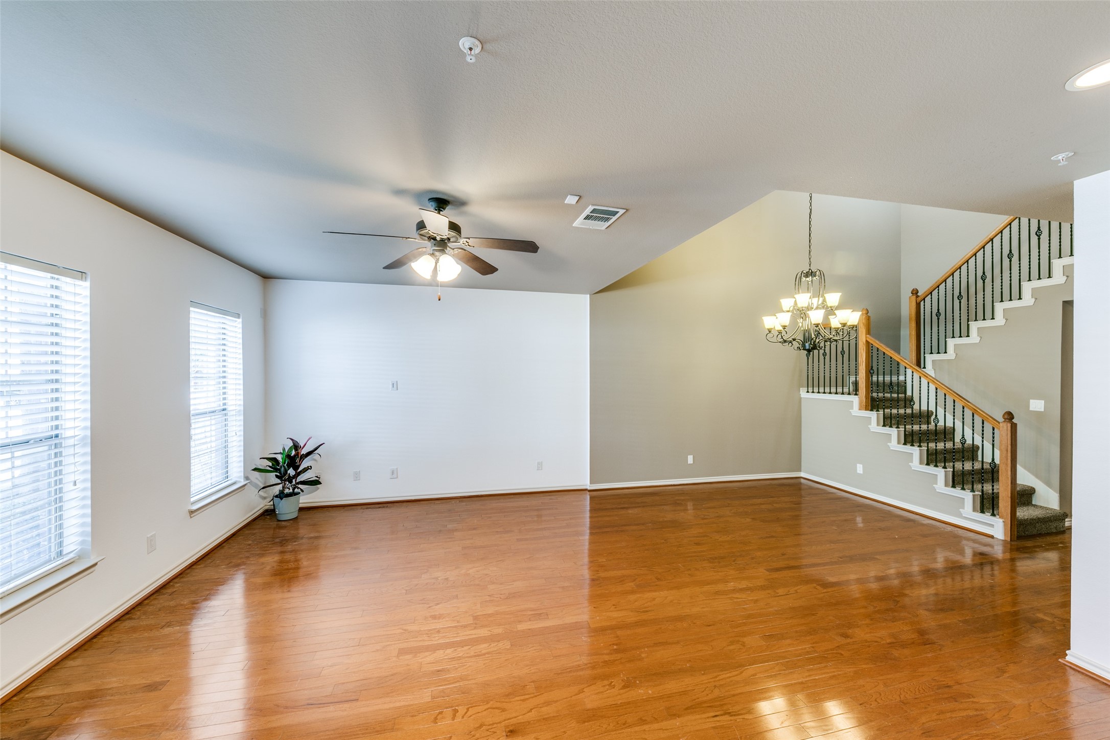 6653 Federal Hall Street