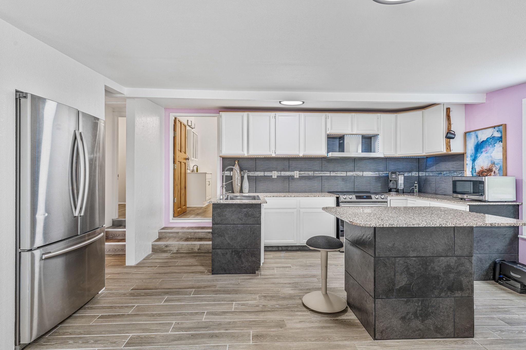 2807 Comanche Trail