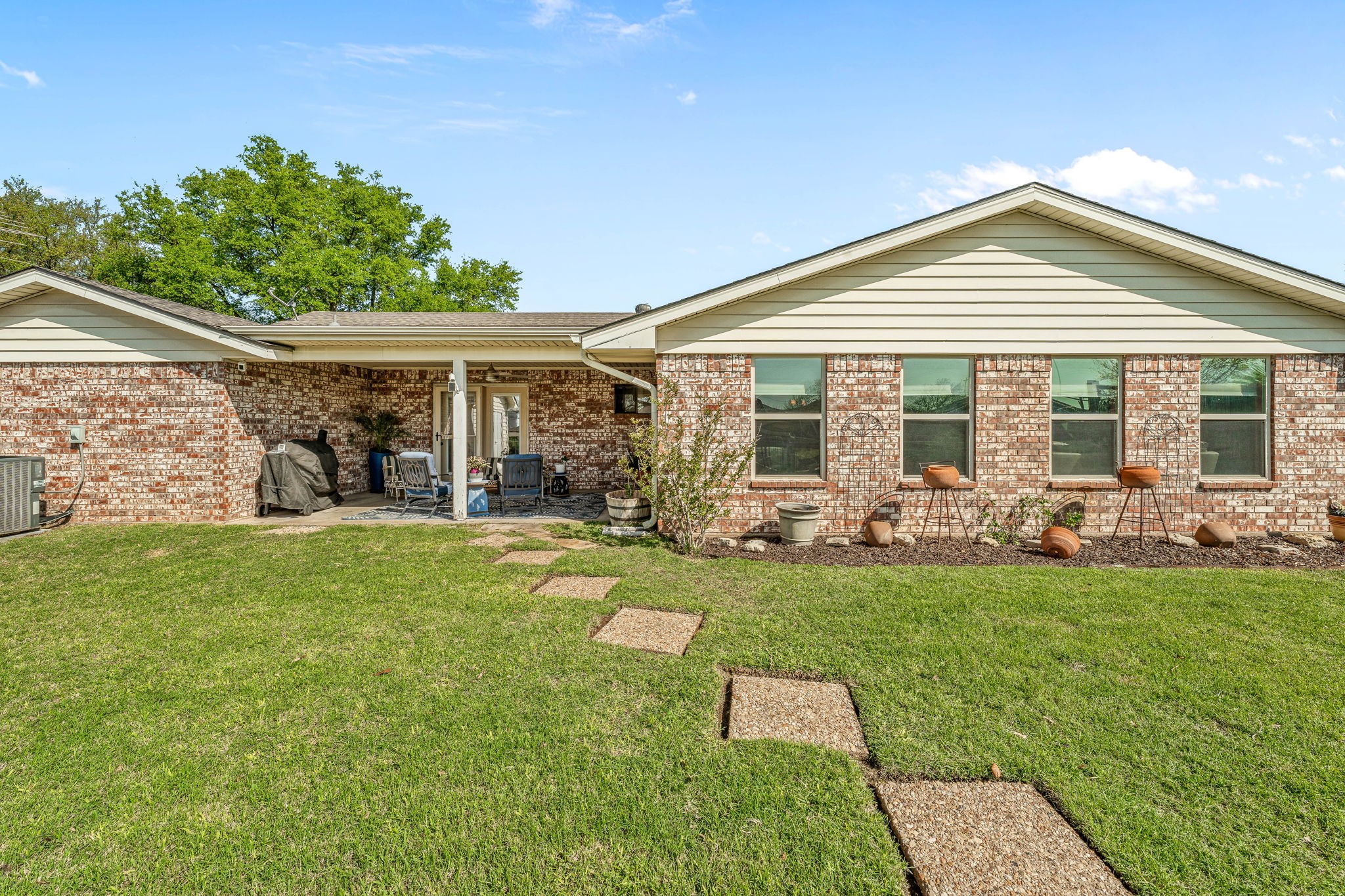 213 Bahama Court