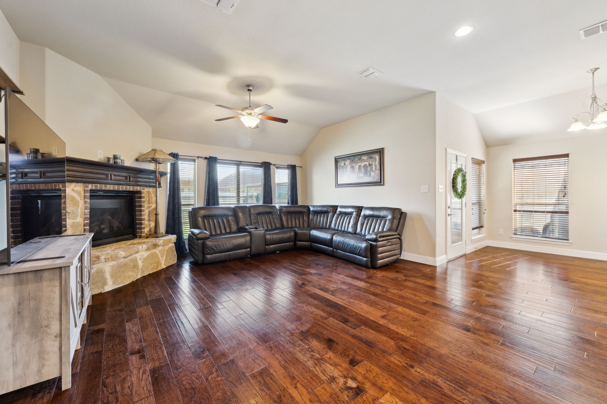 4248 Leeds Drive