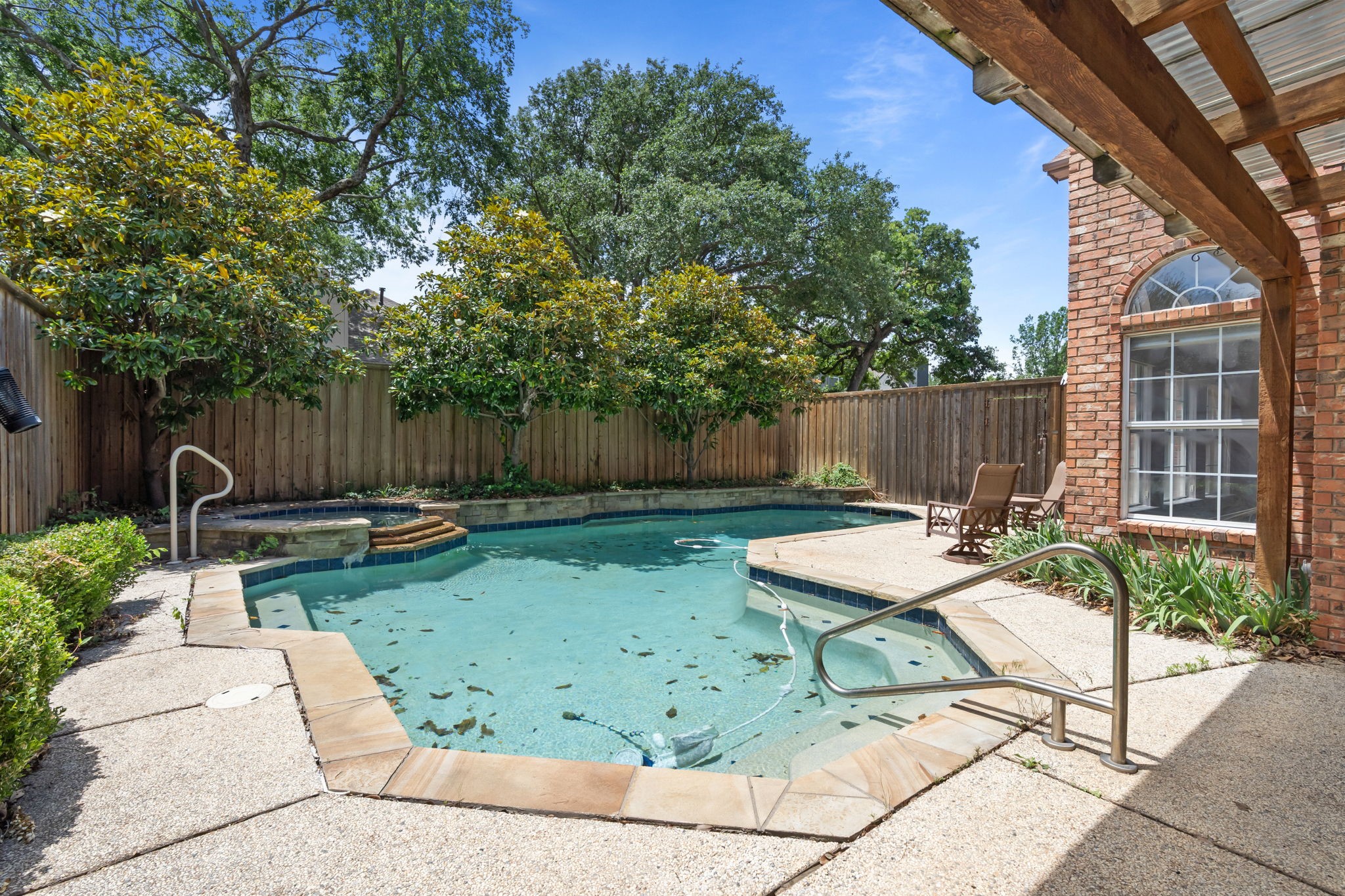 513 Edinburgh Lane