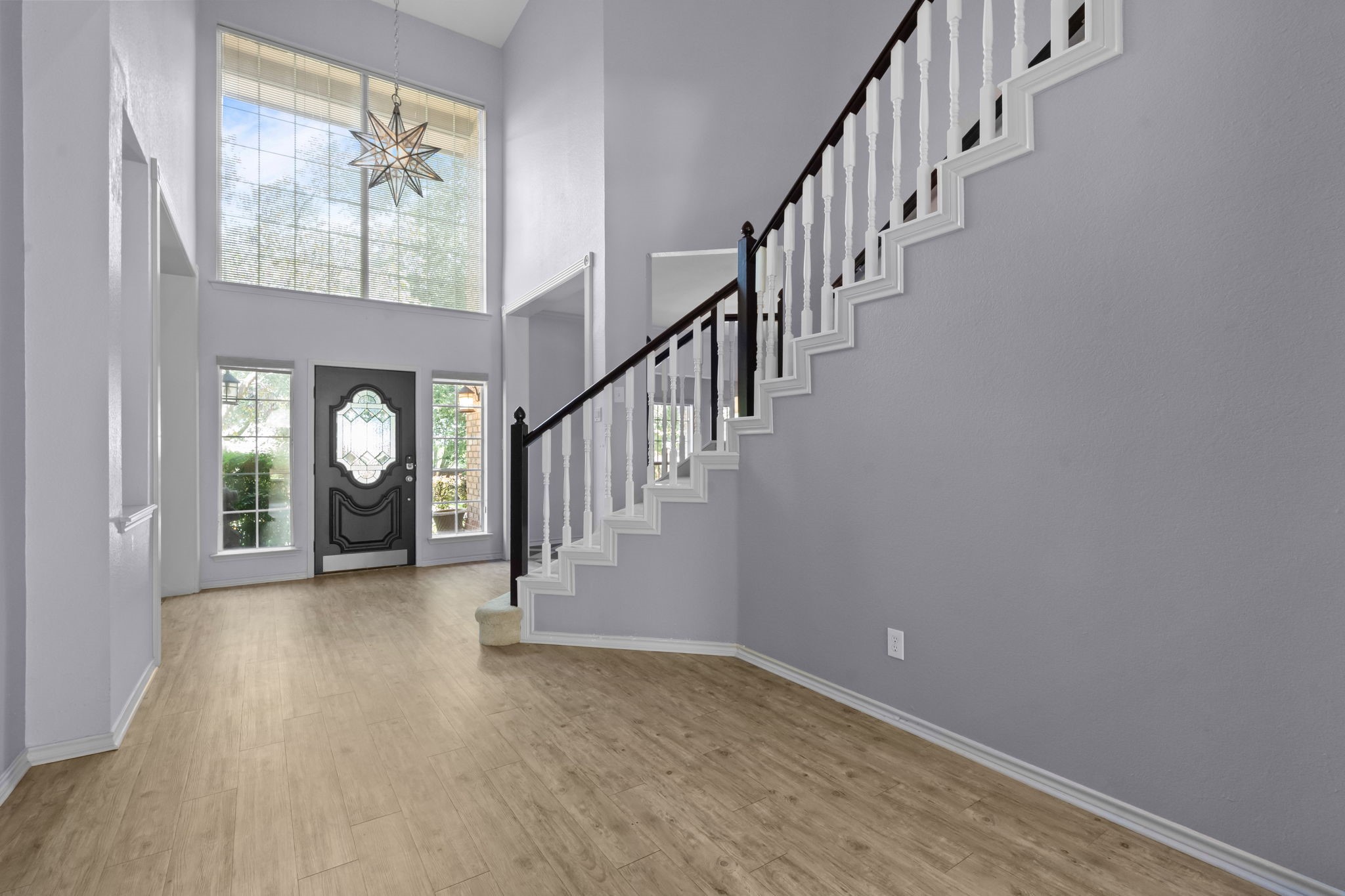 513 Edinburgh Lane