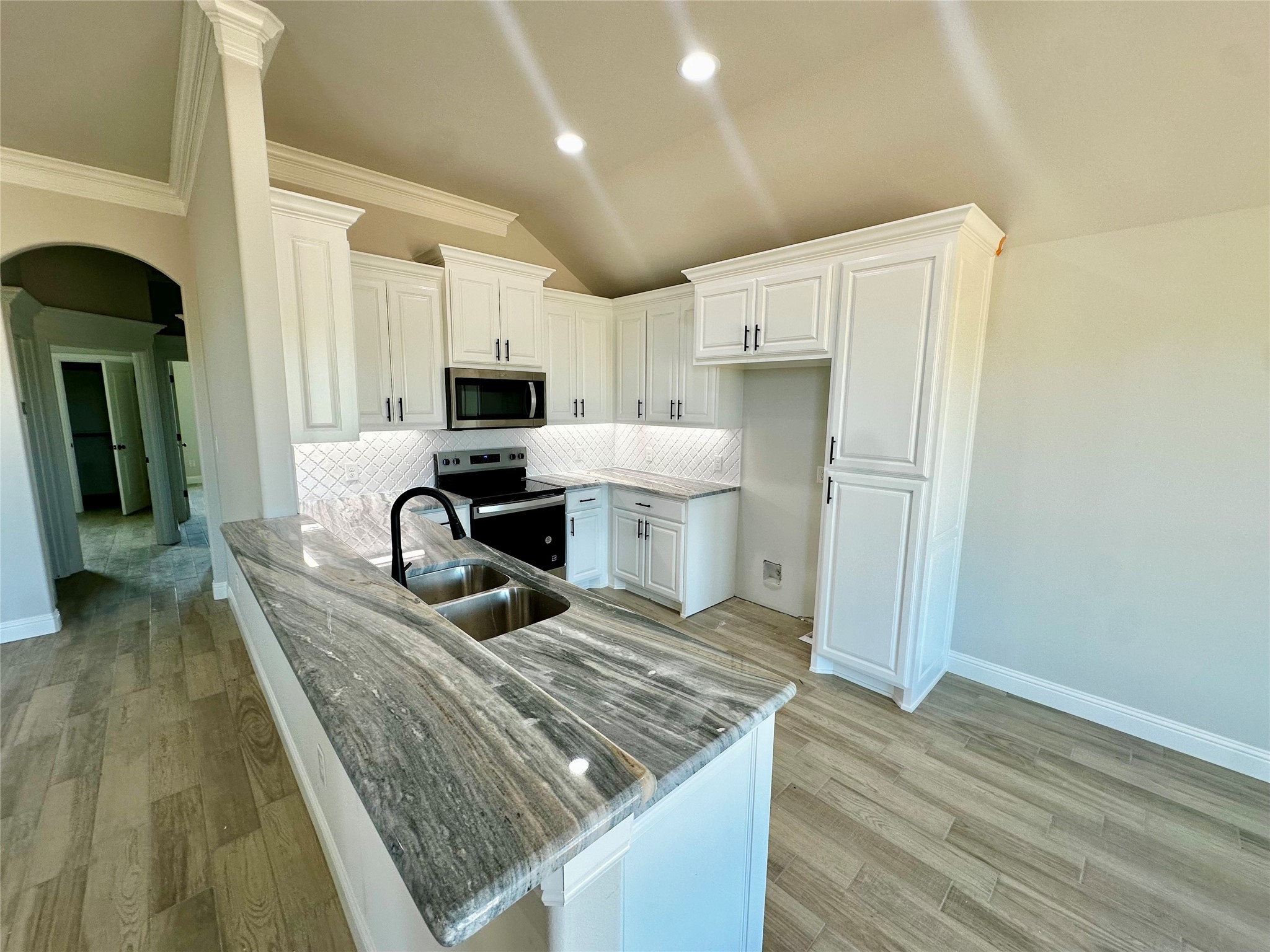 1406 Oleander Drive