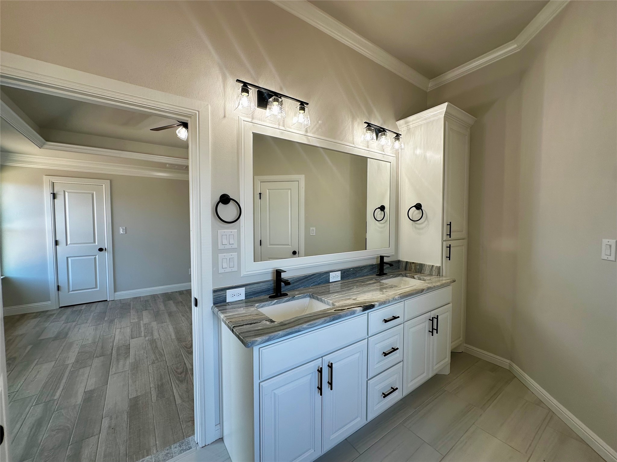 1406 Oleander Drive