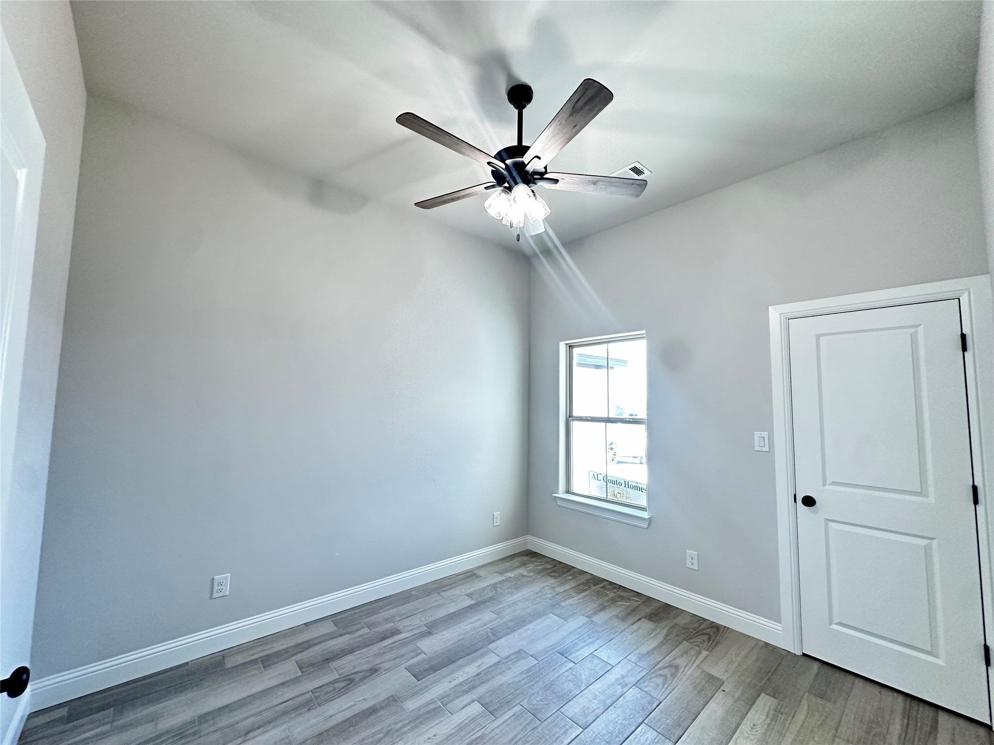 1406 Oleander Drive