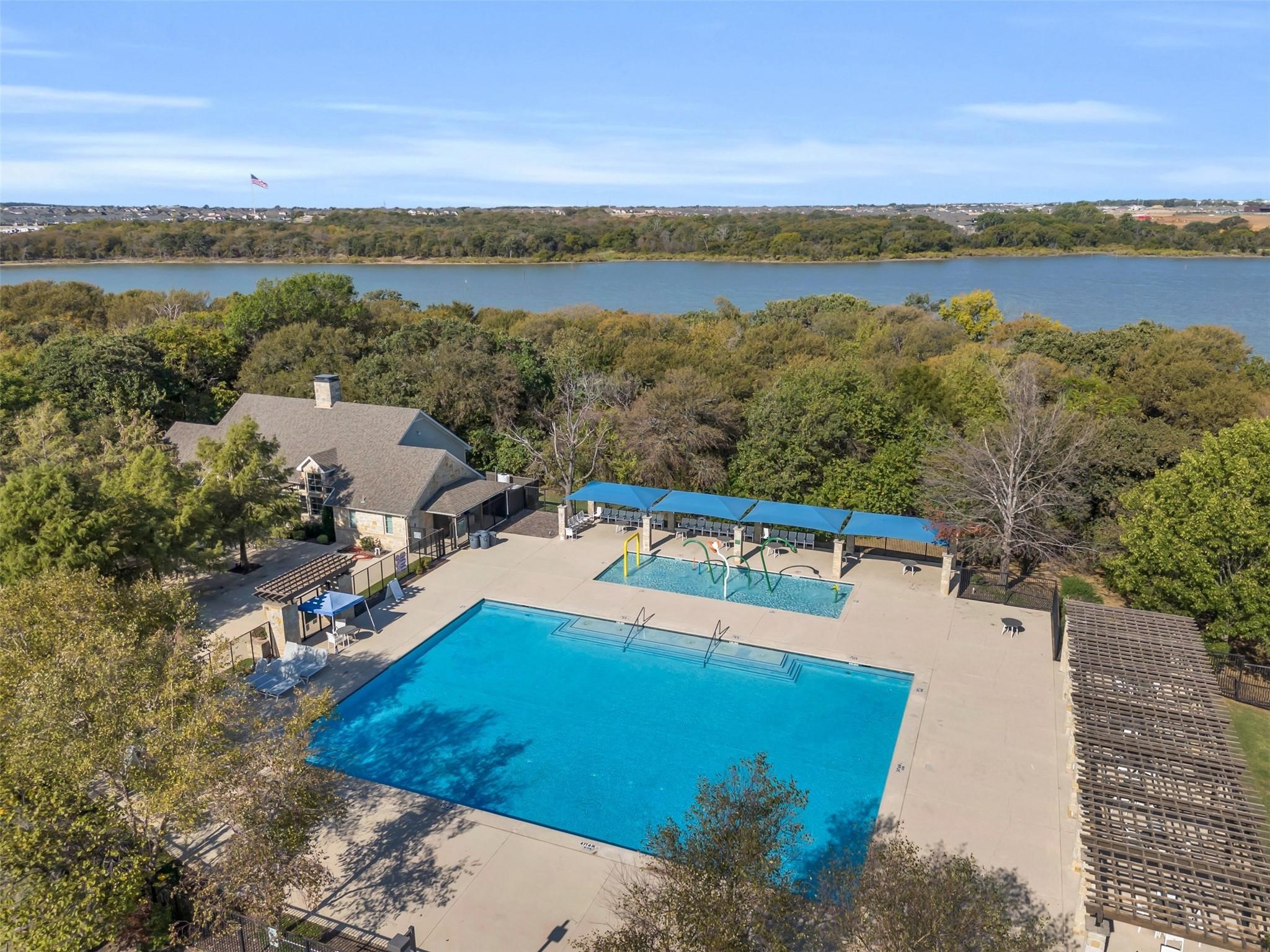 937 Lake Cypress Lane