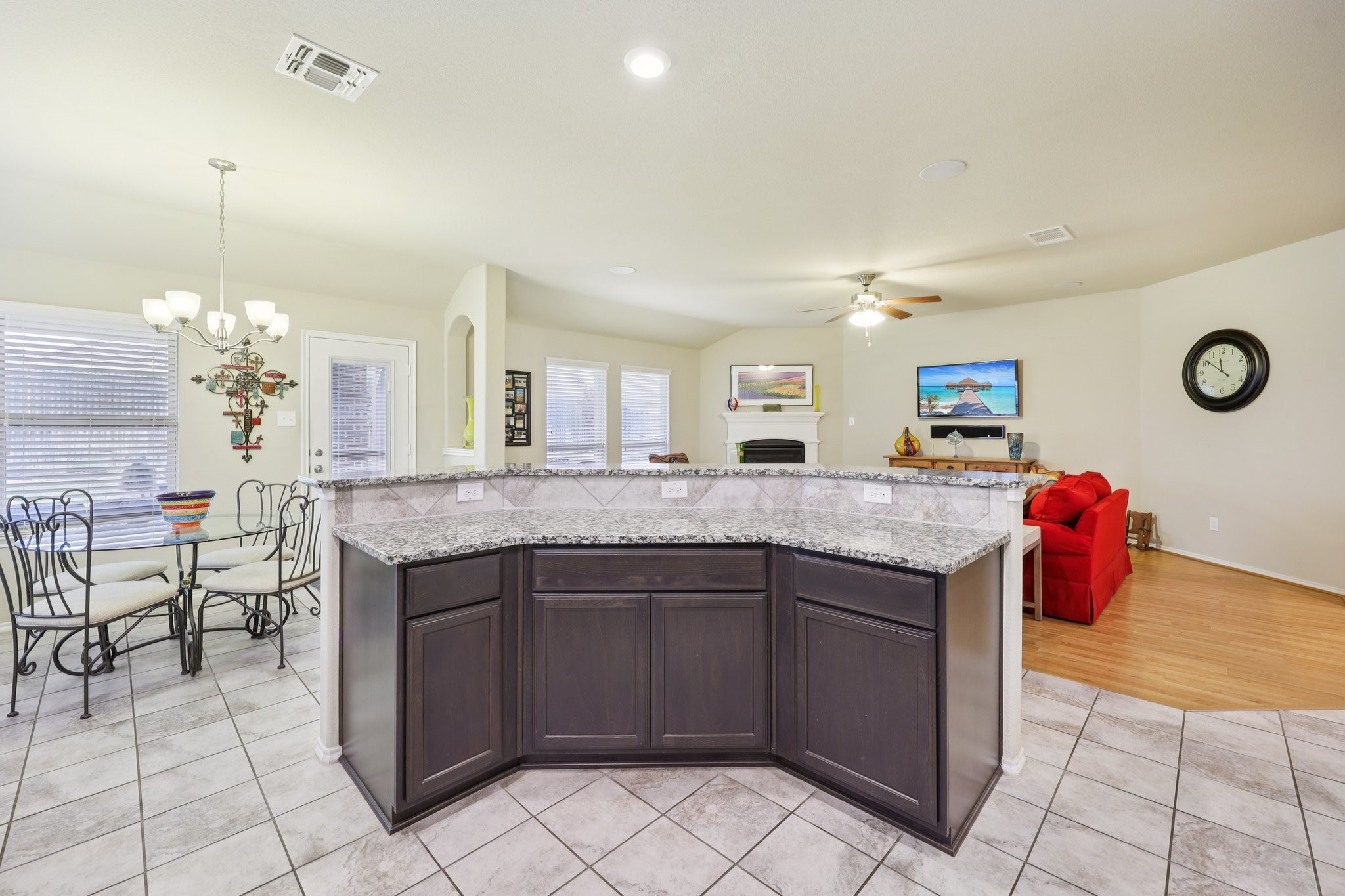 937 Lake Cypress Lane