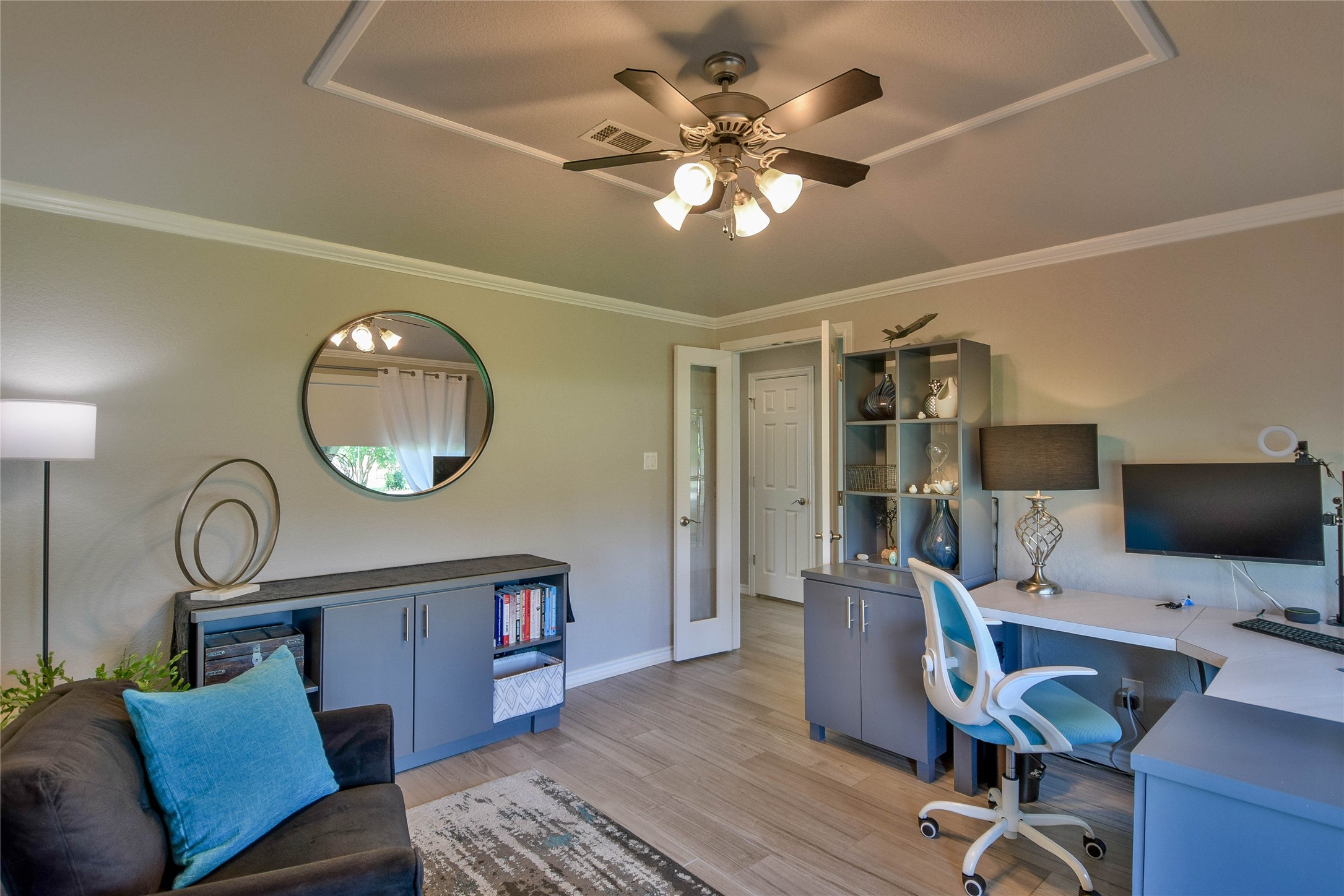 6101 W Choctaw Court