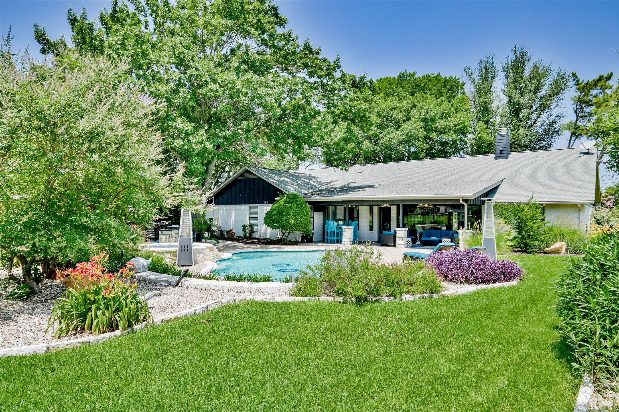 6101 W Choctaw Court