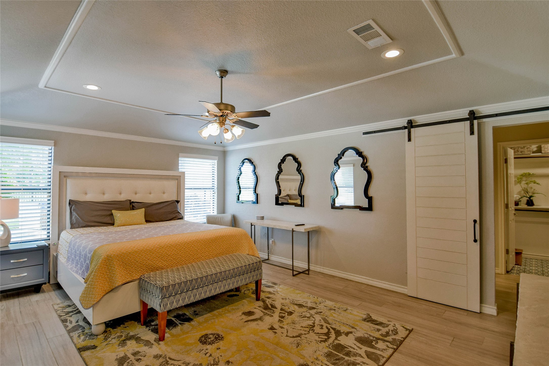 6101 W Choctaw Court