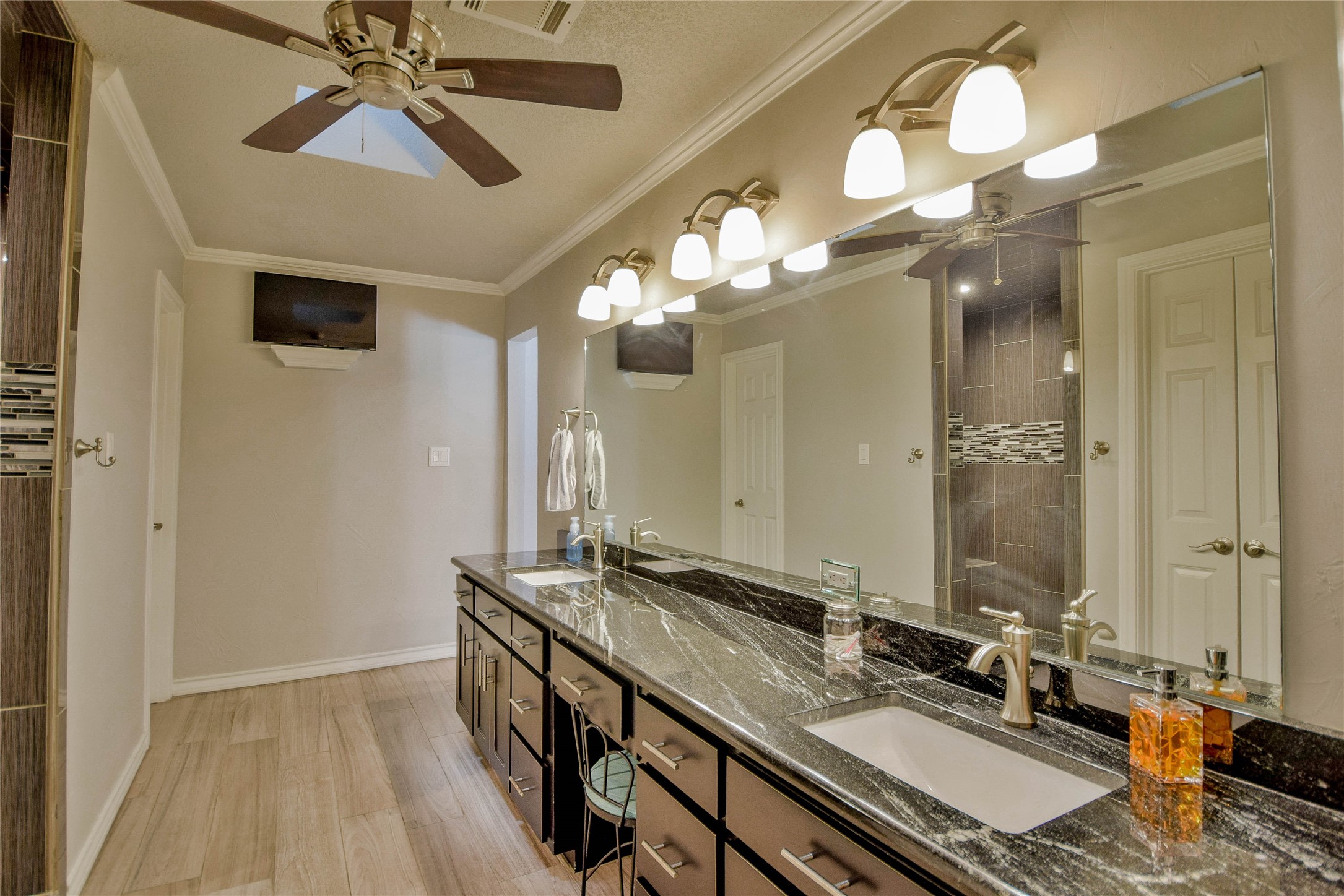 6101 W Choctaw Court