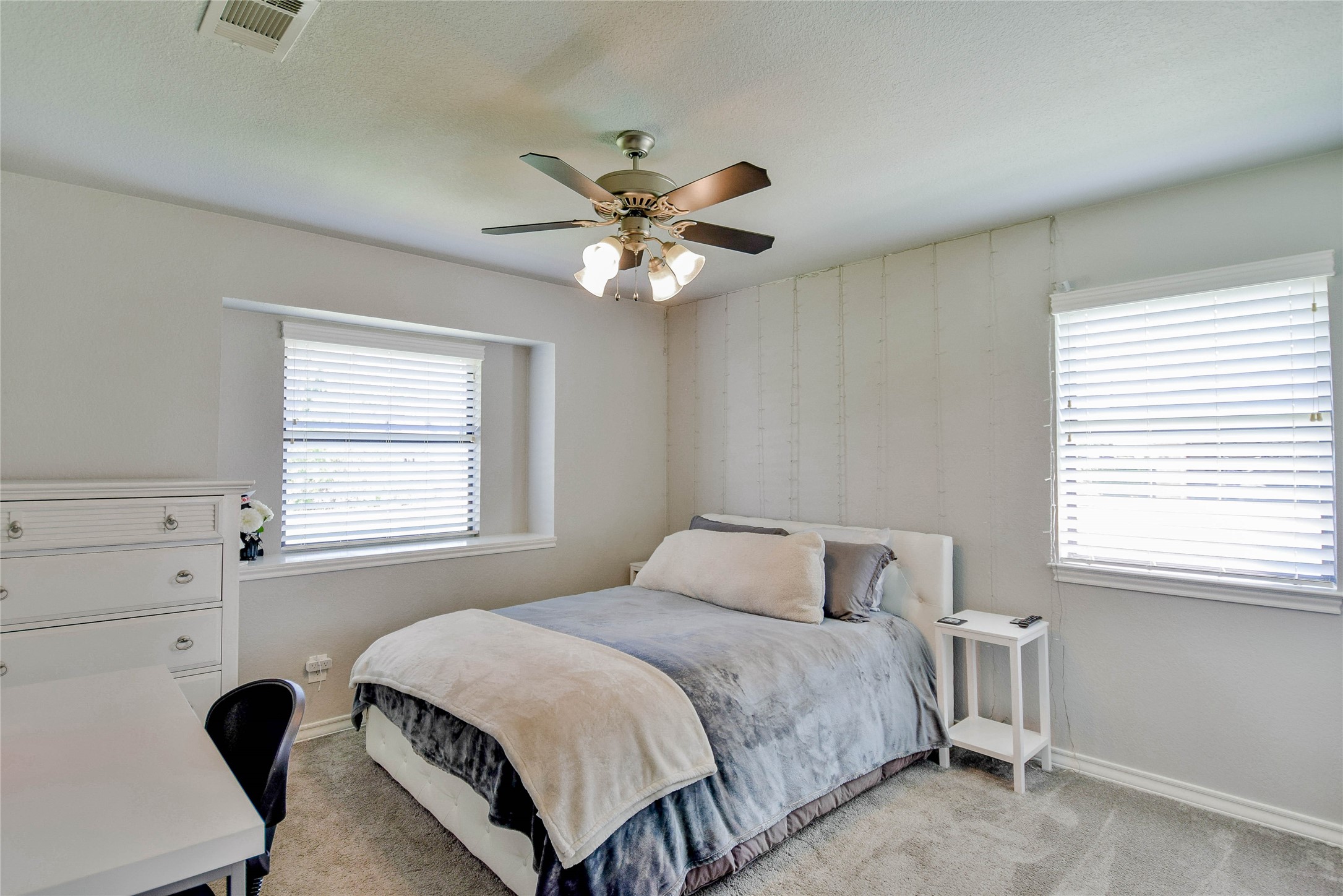 6101 W Choctaw Court