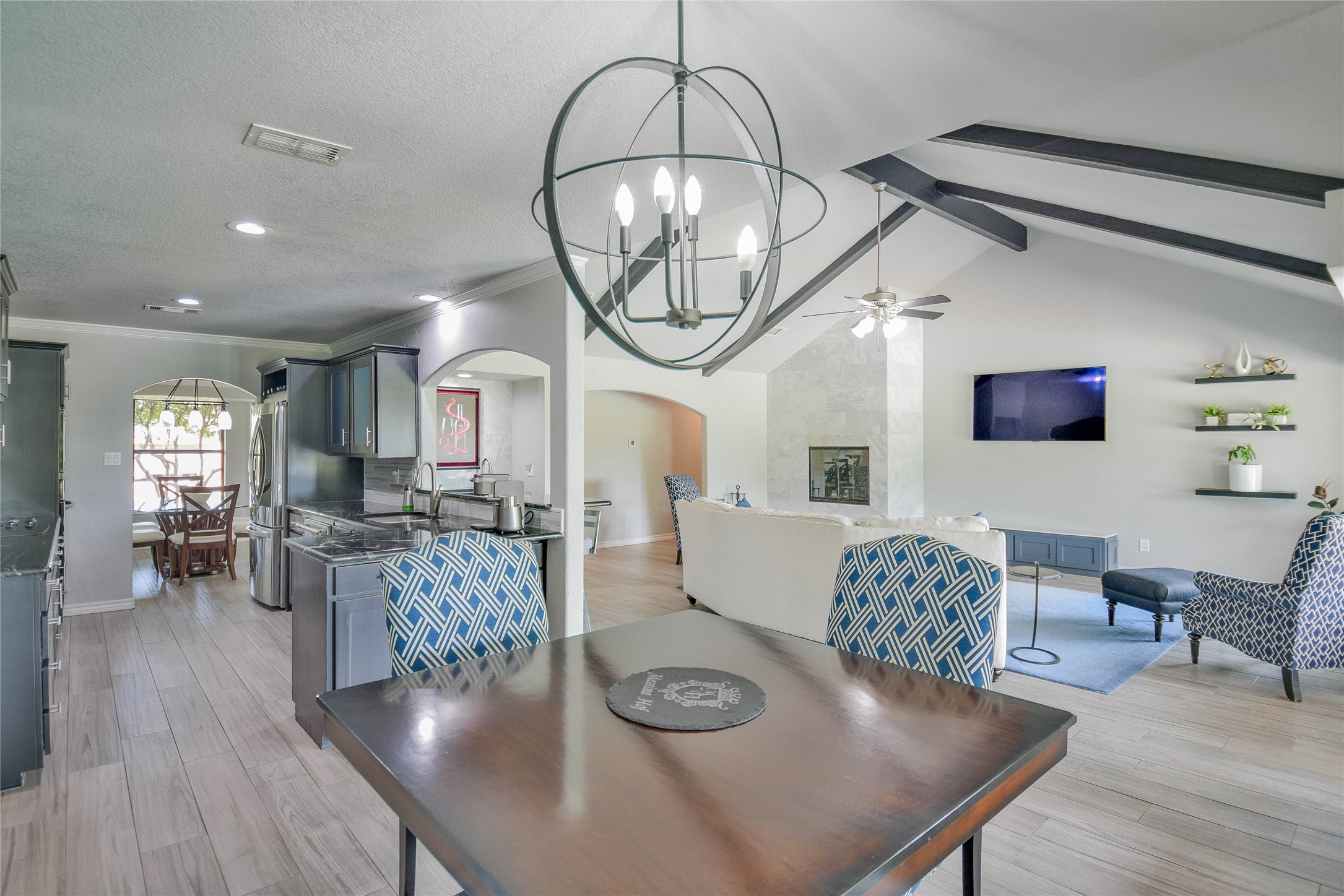 6101 W Choctaw Court