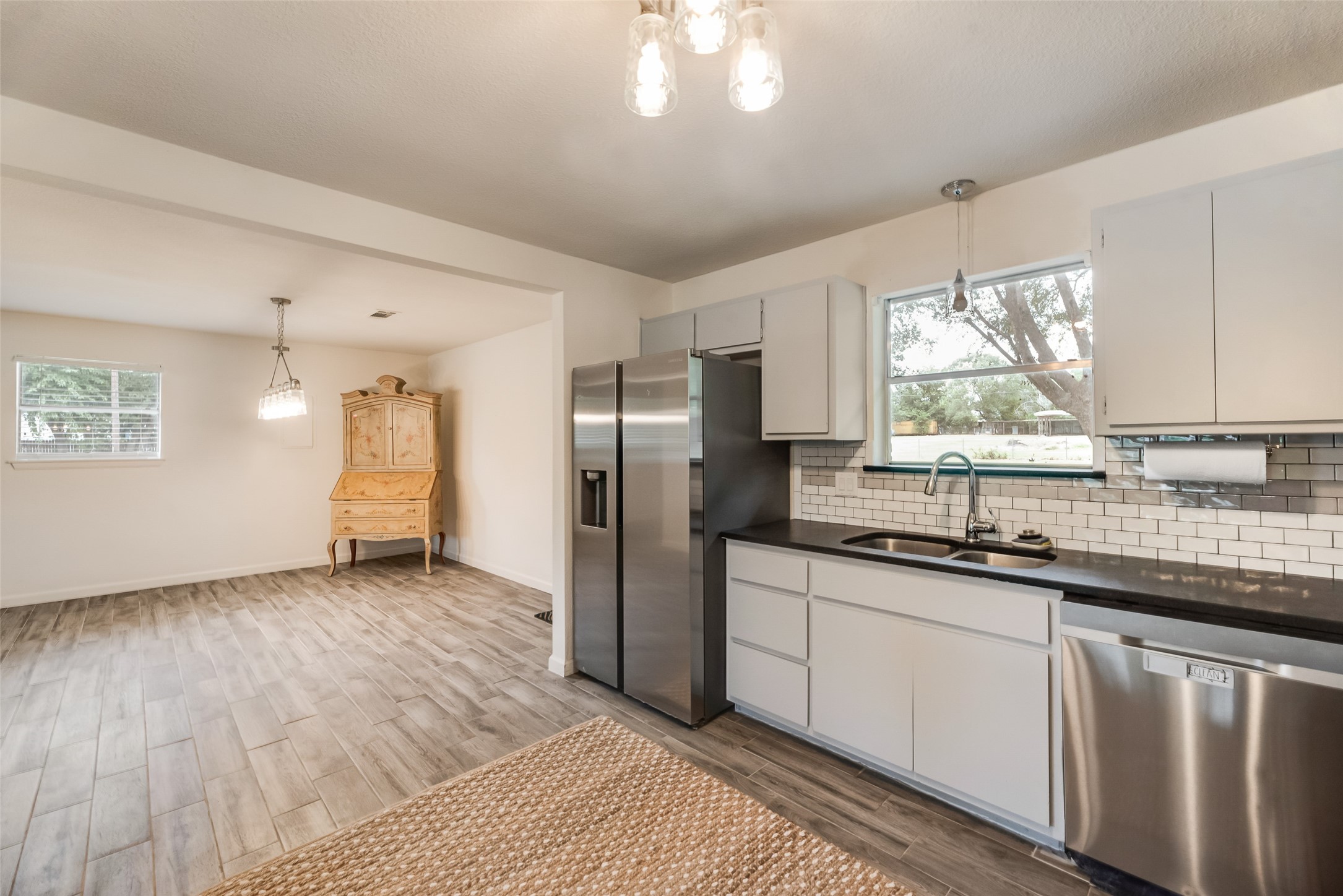 6137 County Road 319