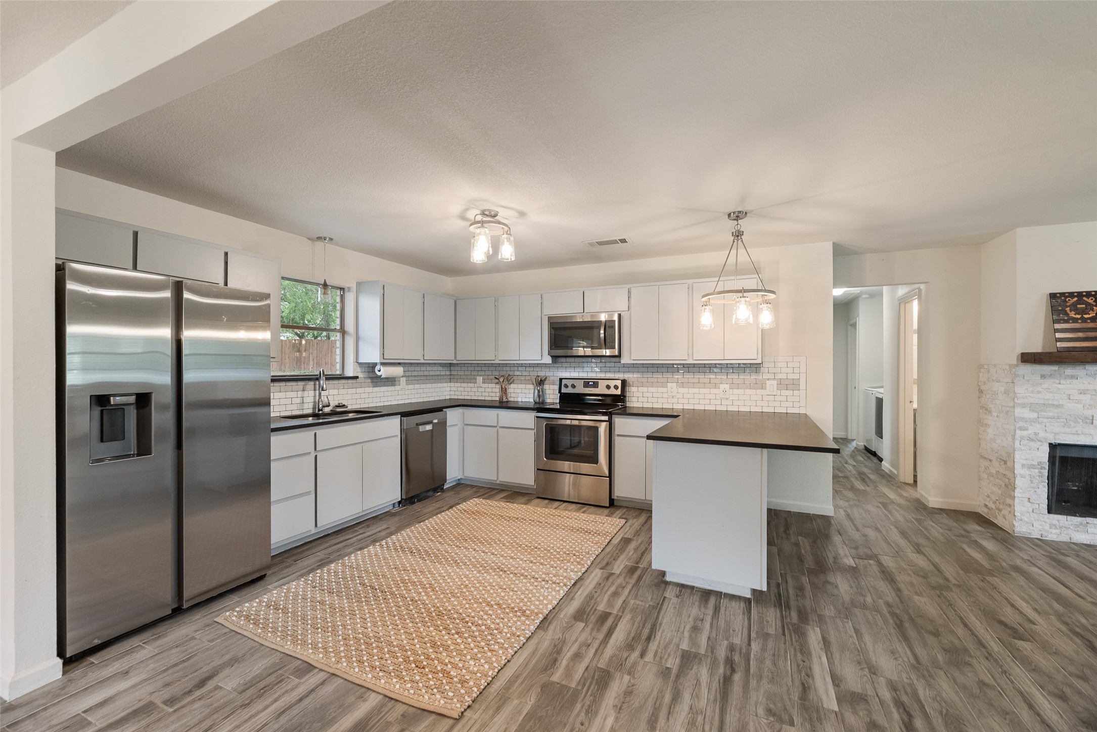 6137 County Road 319