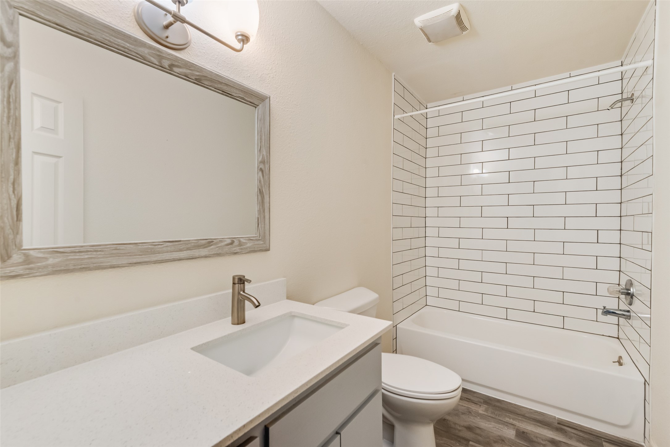 6137 County Road 319