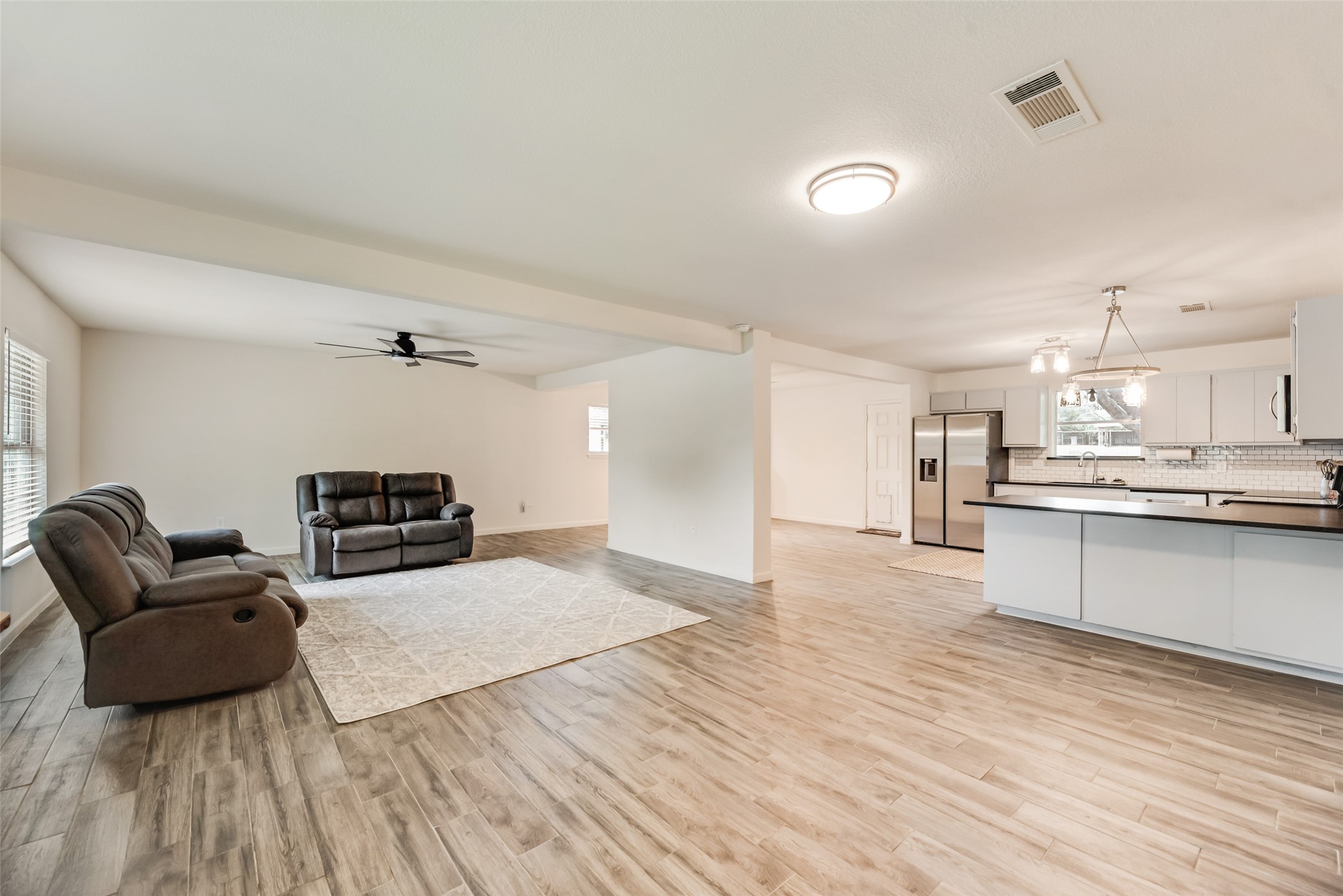 6137 County Road 319