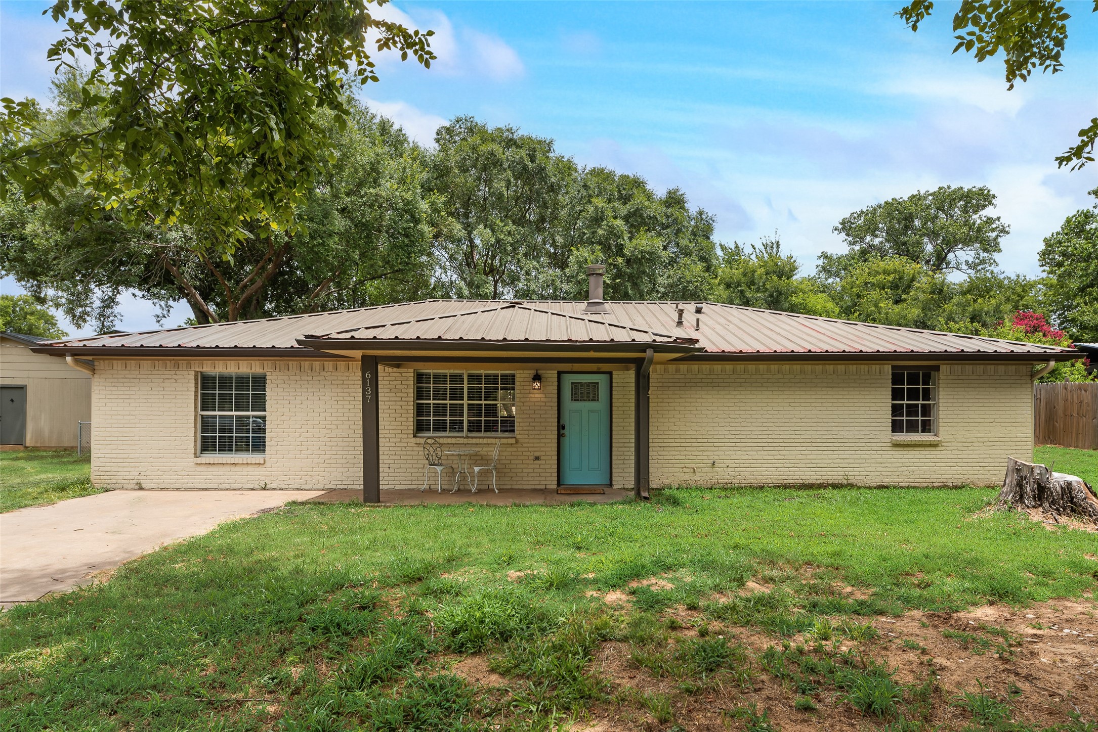 6137 County Road 319