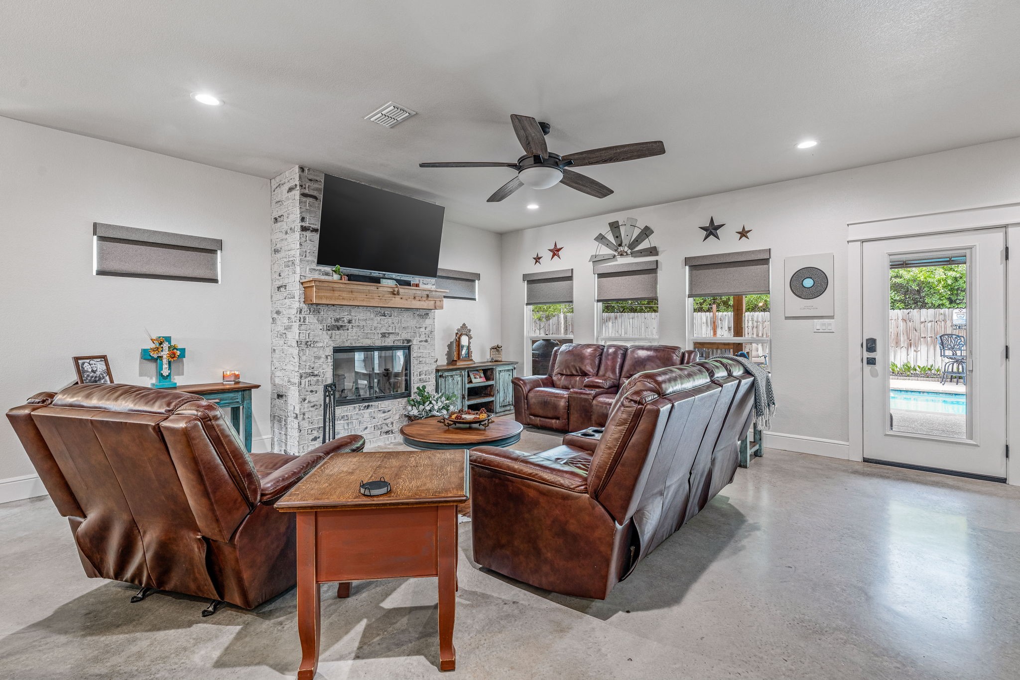 242 Little Tree Court