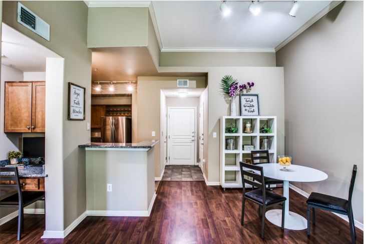 330 Las Colinas Boulevard E 464