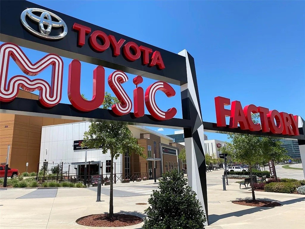 330 Las Colinas Boulevard E 464