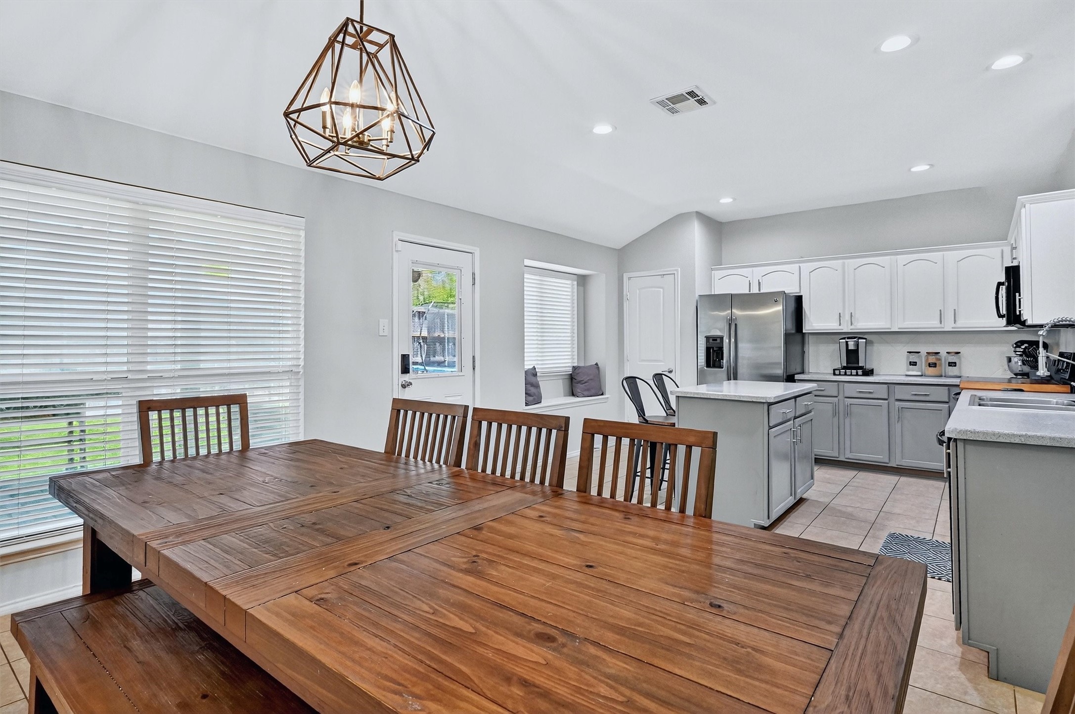 824 Bamboo Drive