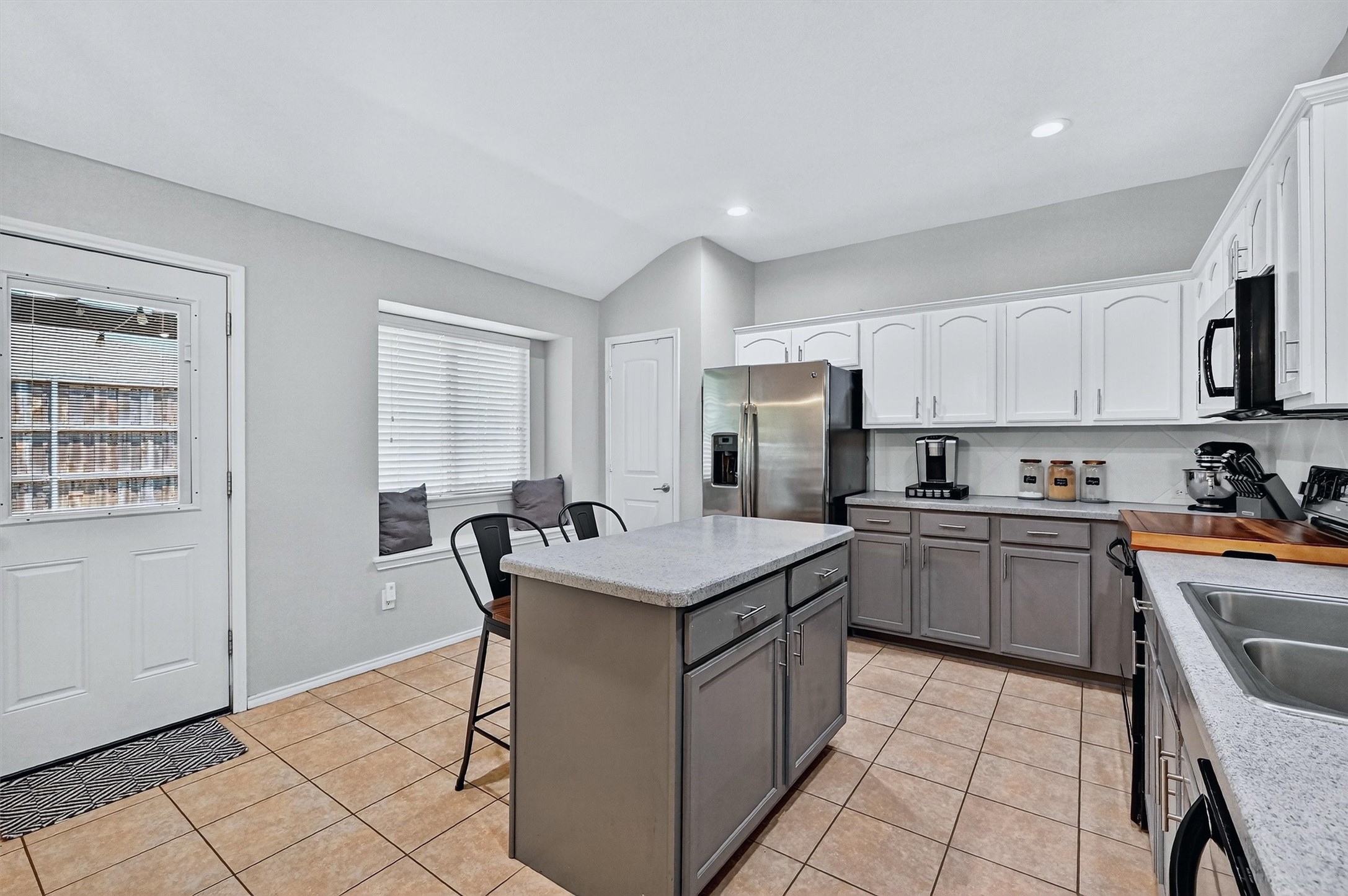 824 Bamboo Drive